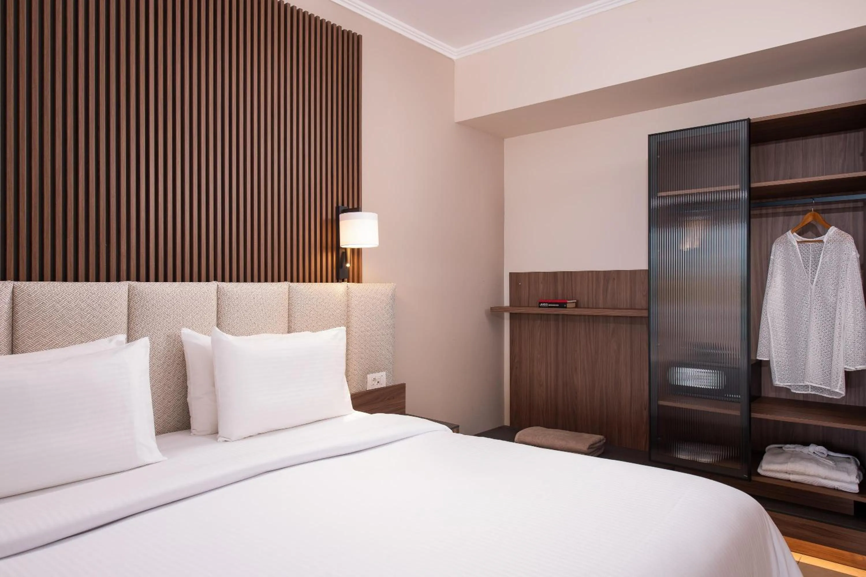 Photo of the whole room, Bed in KRESTEN ROYAL Euphoria Resort
