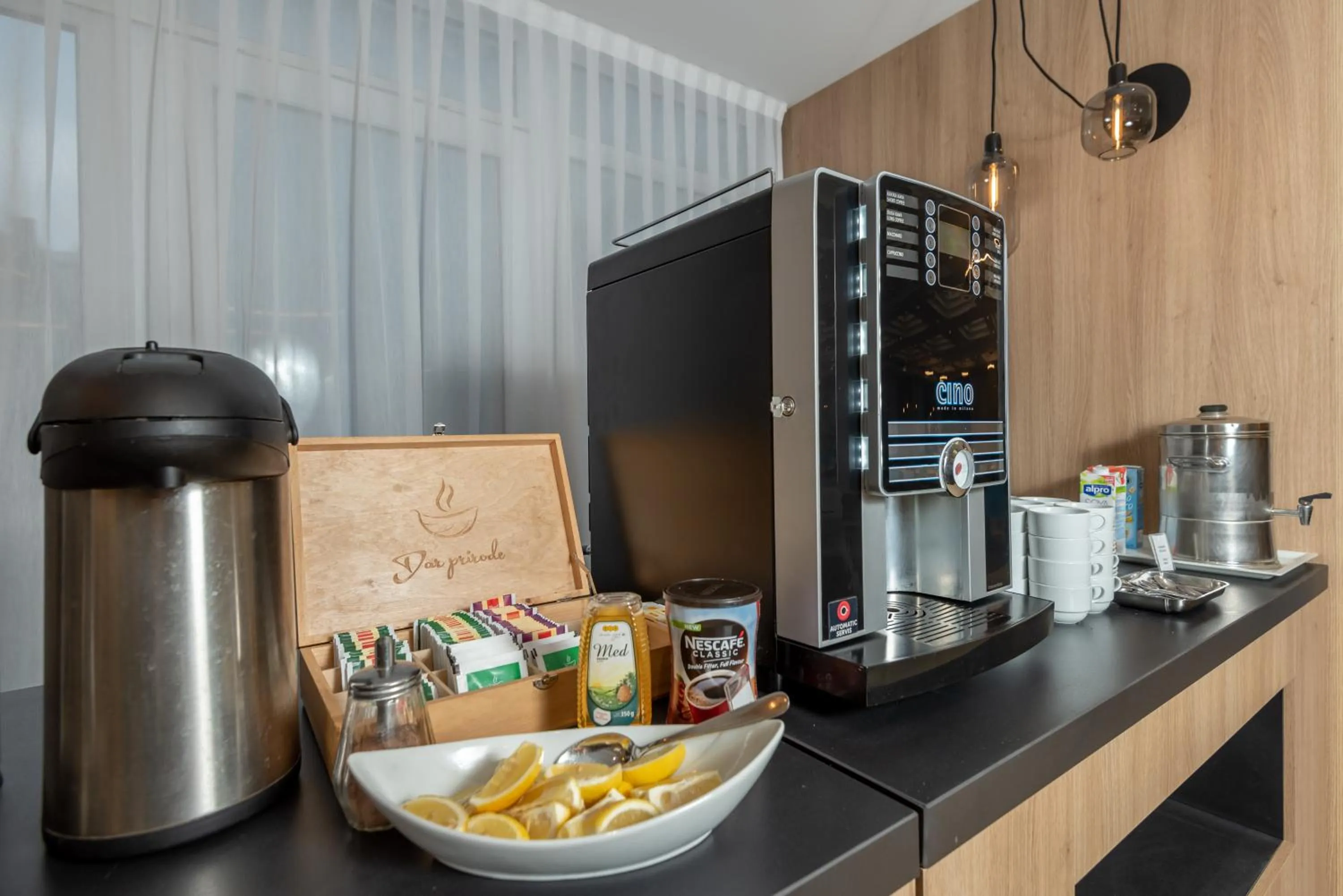 Drinks in Hotel Kolovare