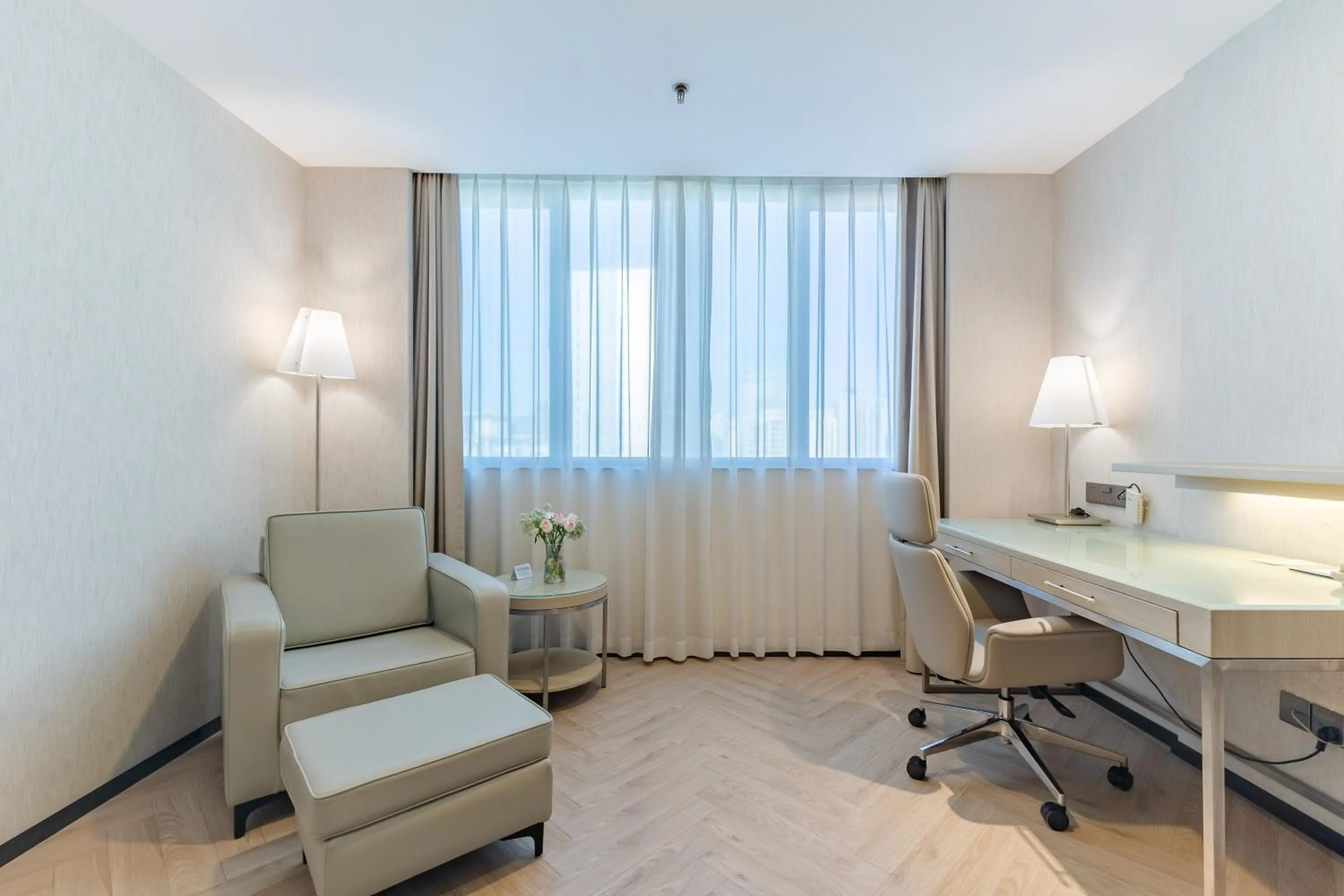 Decorative detail in Holiday Inn Shanghai Vista Near Jing'an Temple