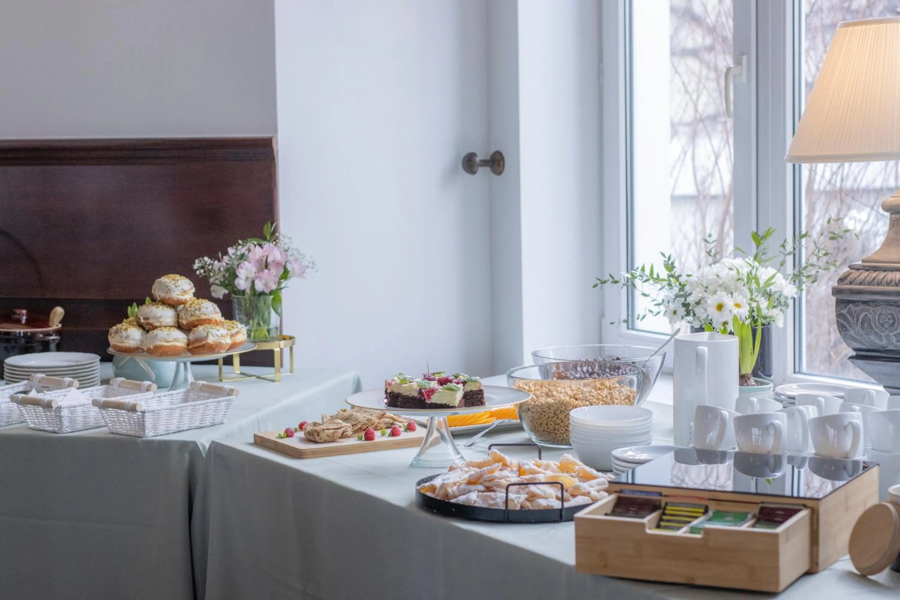 Restaurant/places to eat in Villa Pallas