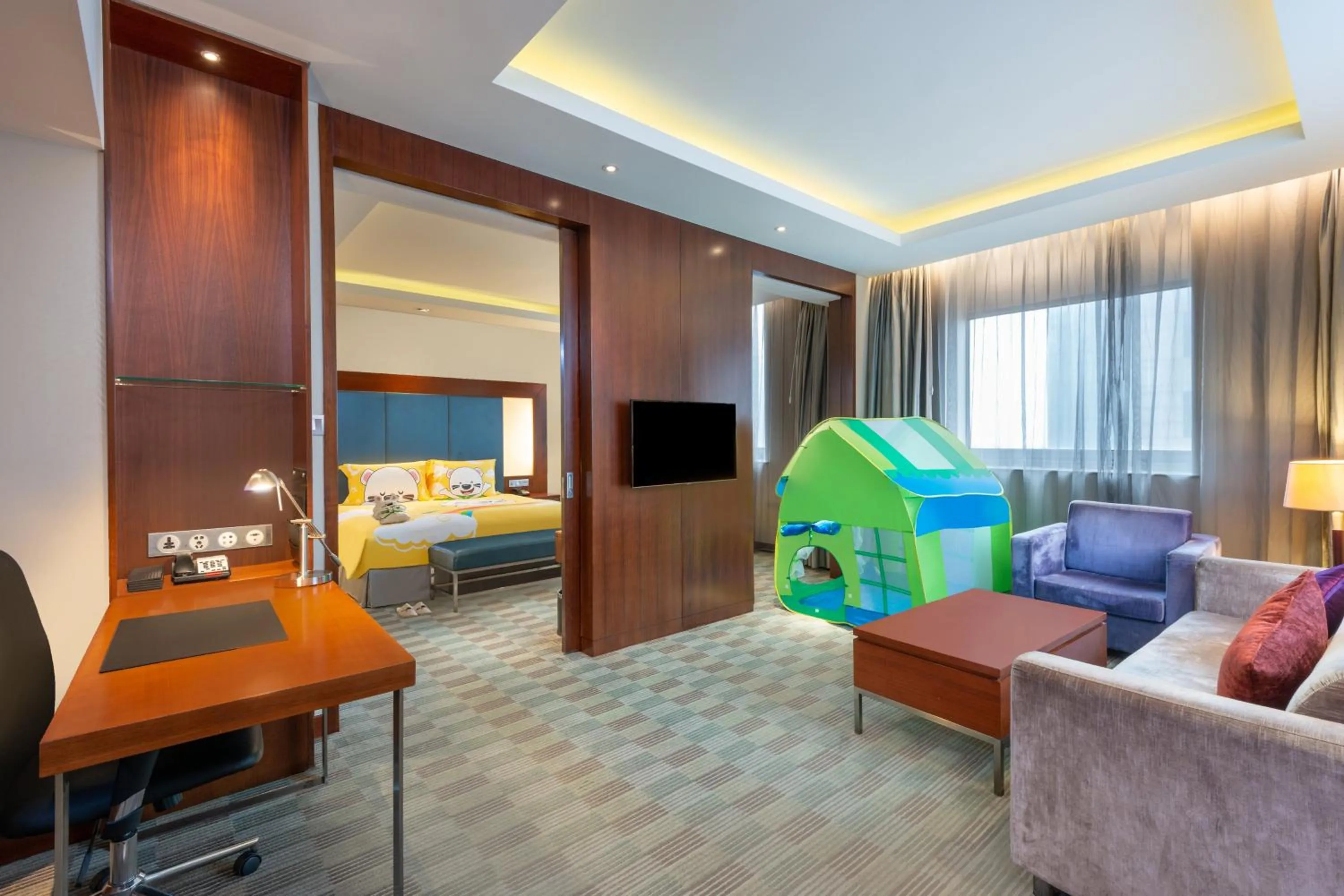 Bedroom, Bed in Holiday Inn Shanghai Pudong by IHG