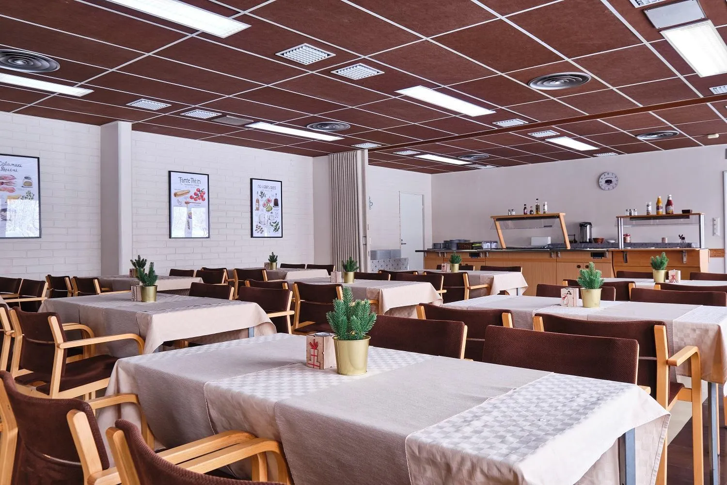 Restaurant/places to eat in Hotelli Pielinen