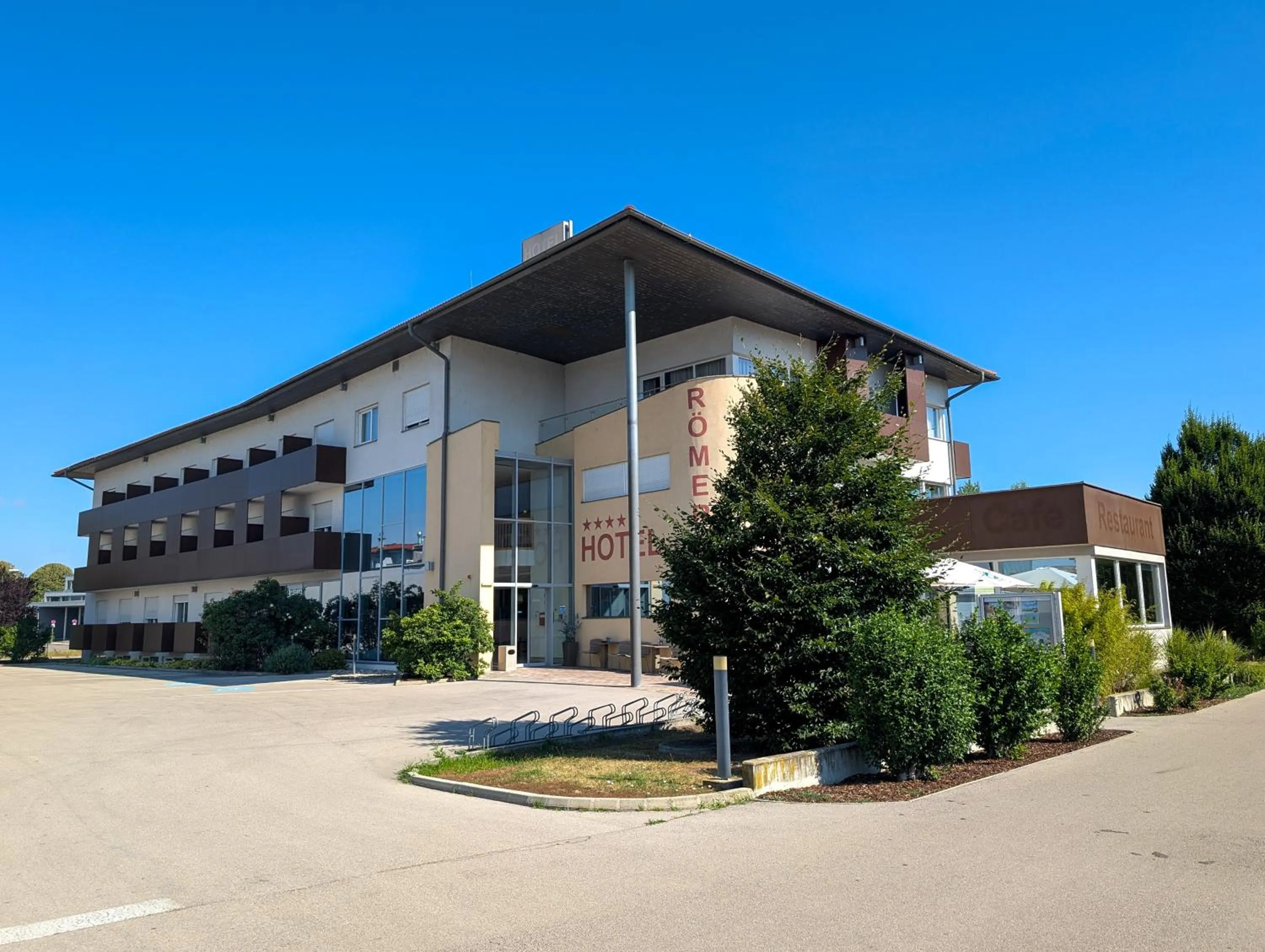 Property building in Hotel Römerhof