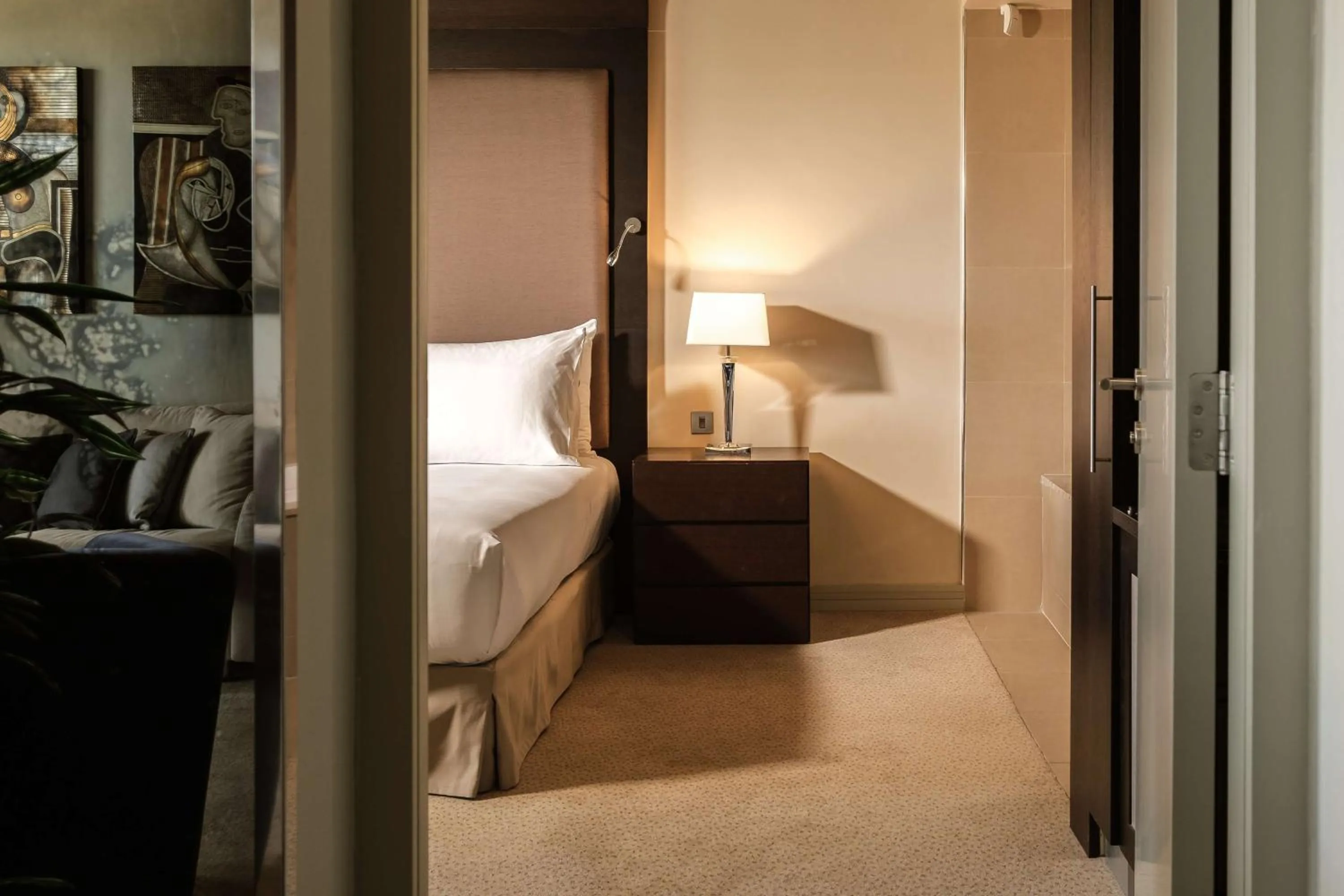 Bedroom, Bed in Radisson Blu Resort & Spa, Malta Golden Sands