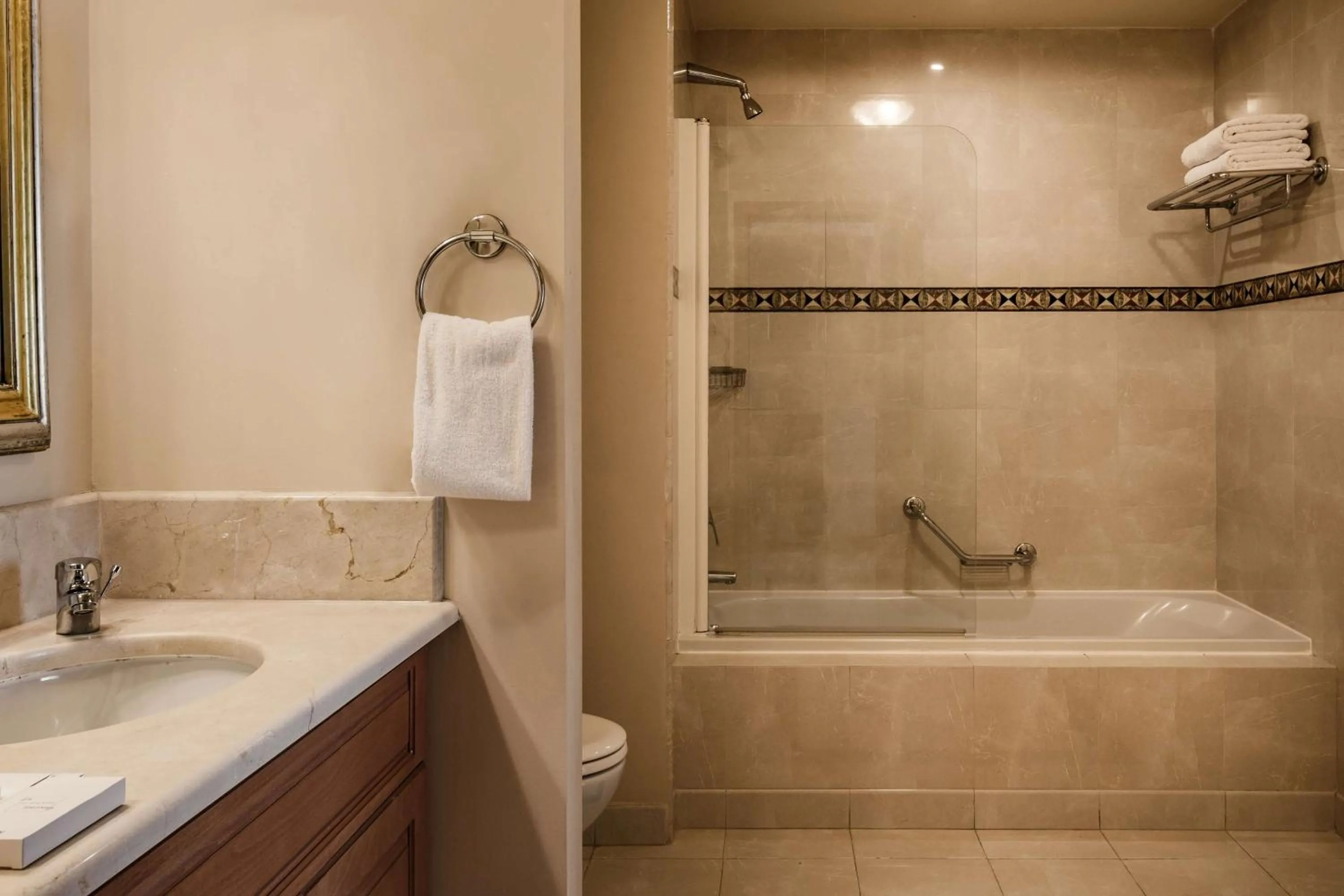 Bathroom in Radisson Blu Resort & Spa, Malta Golden Sands