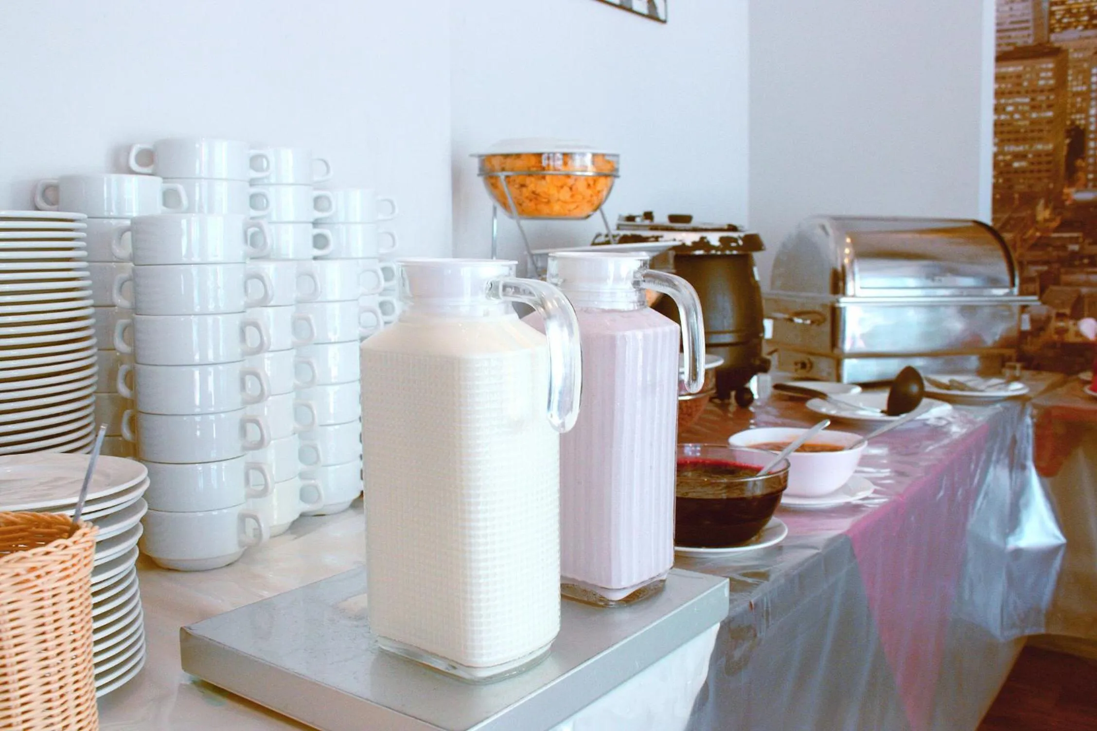 Coffee/tea facilities in Center Hotel