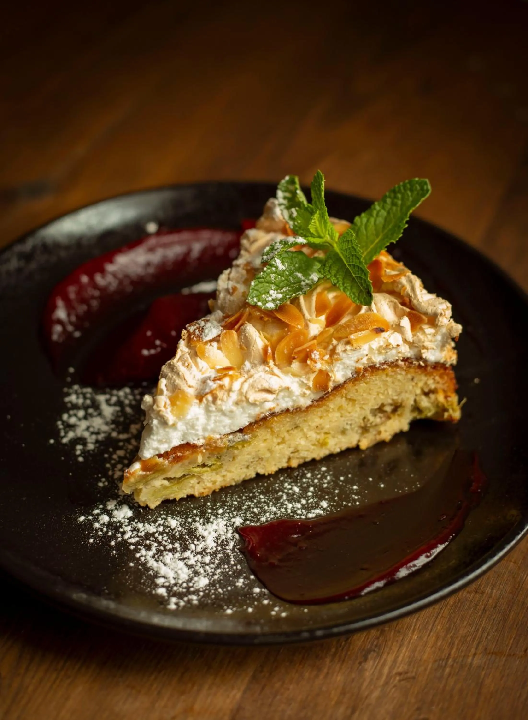 Restaurant/places to eat in Meriton Old Town Garden Hotel