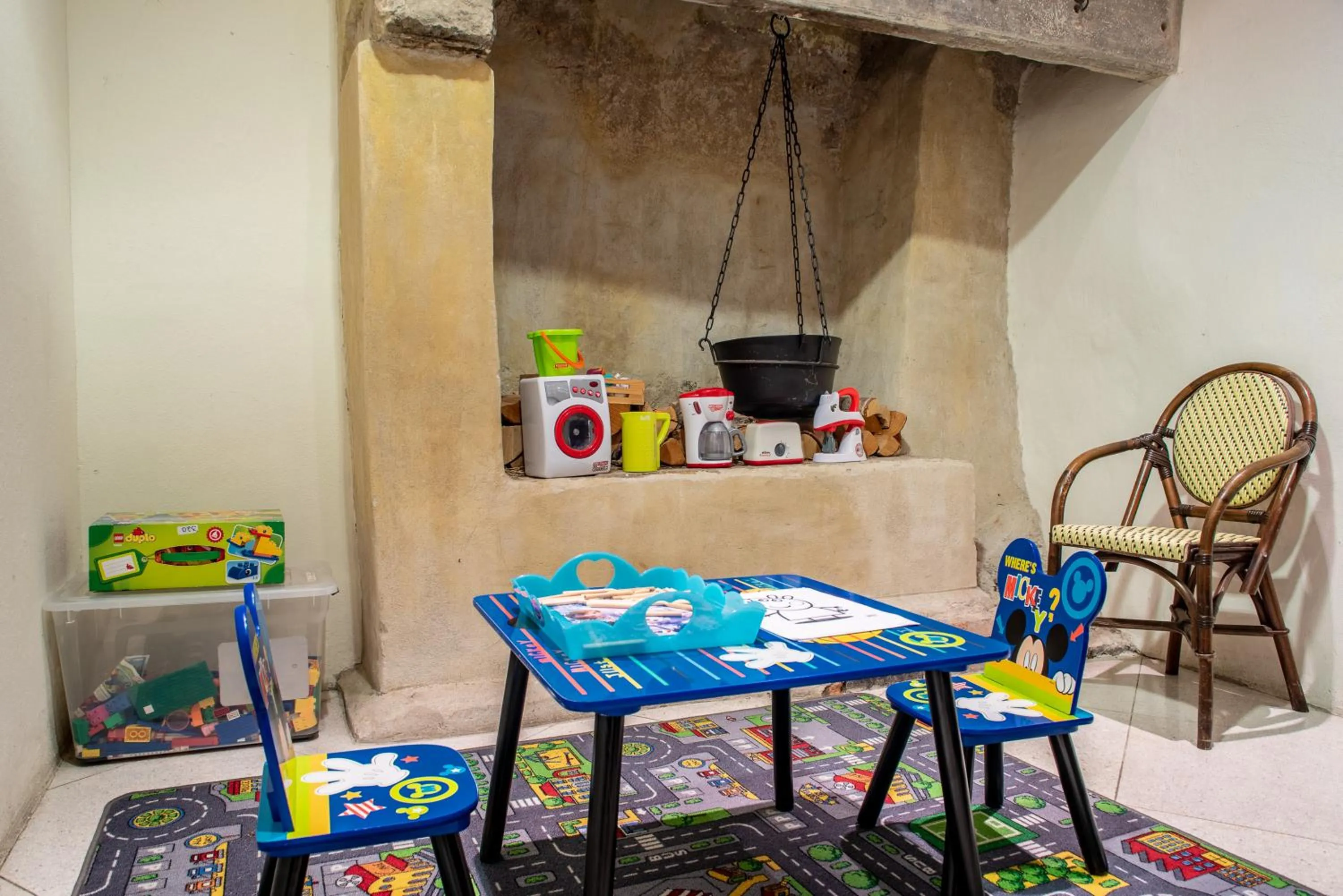 Game Room in Meriton Old Town Garden Hotel