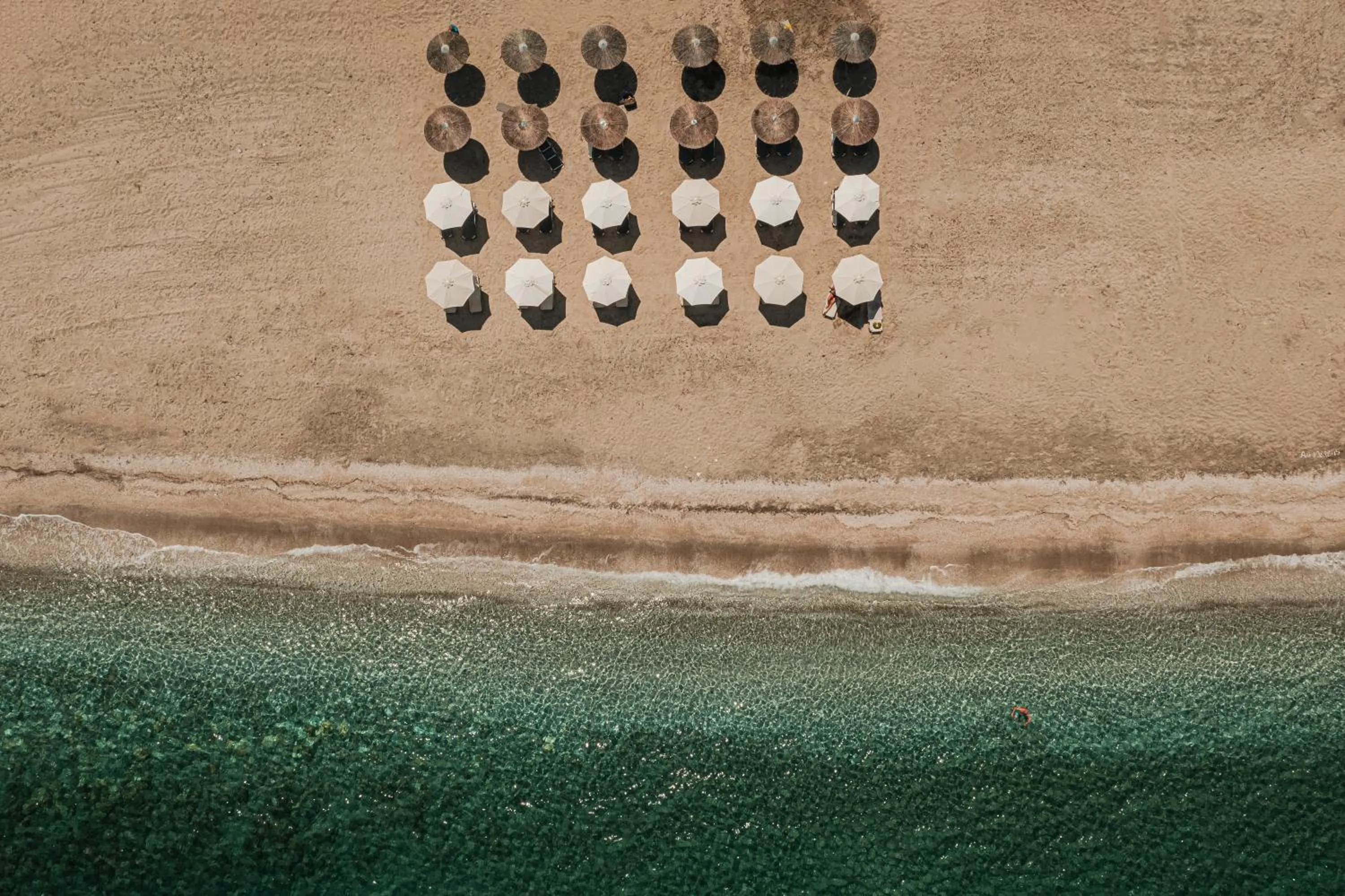 Beach in Kenta Beach Hotel