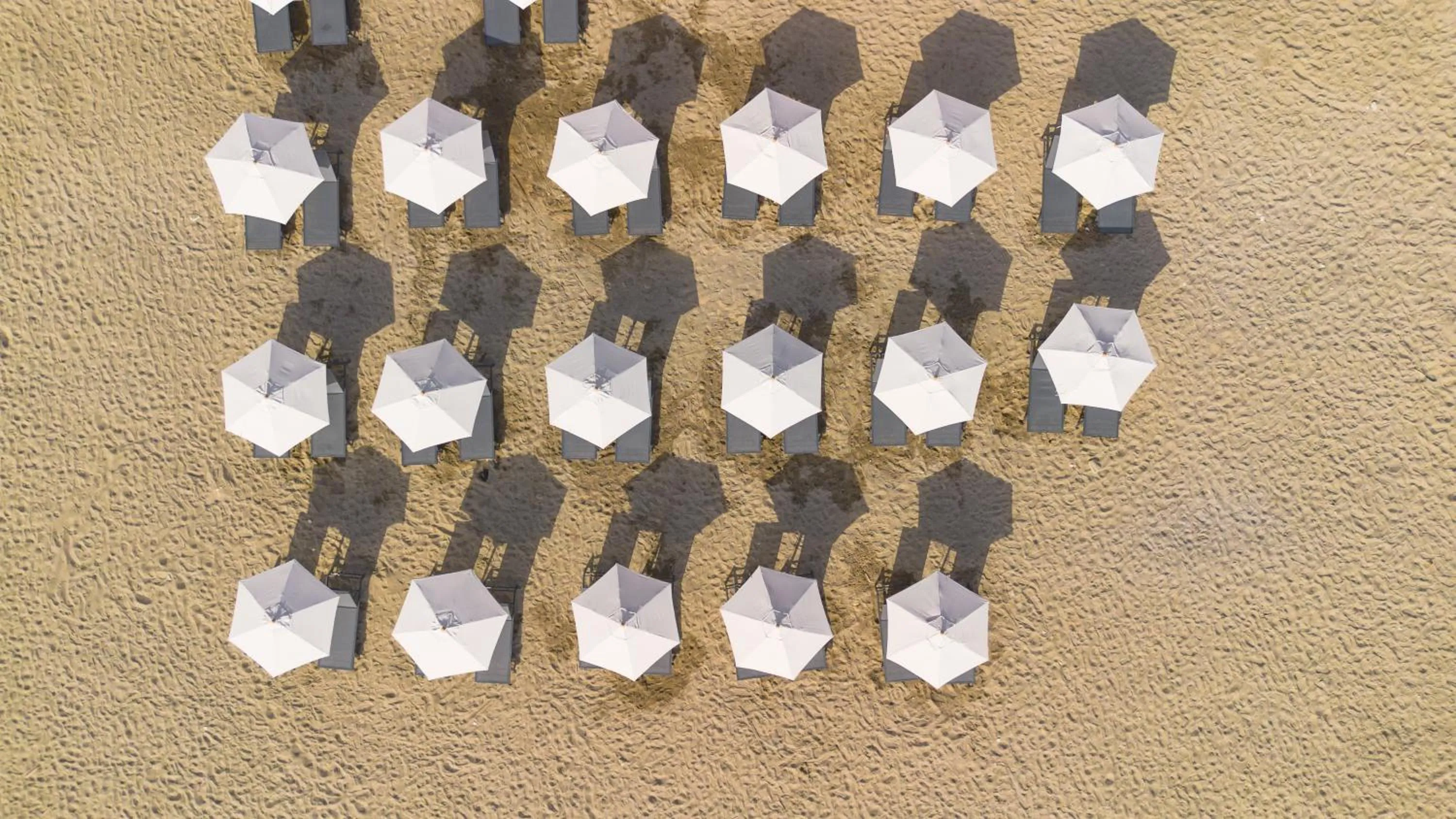 Beach in Kenta Beach Hotel