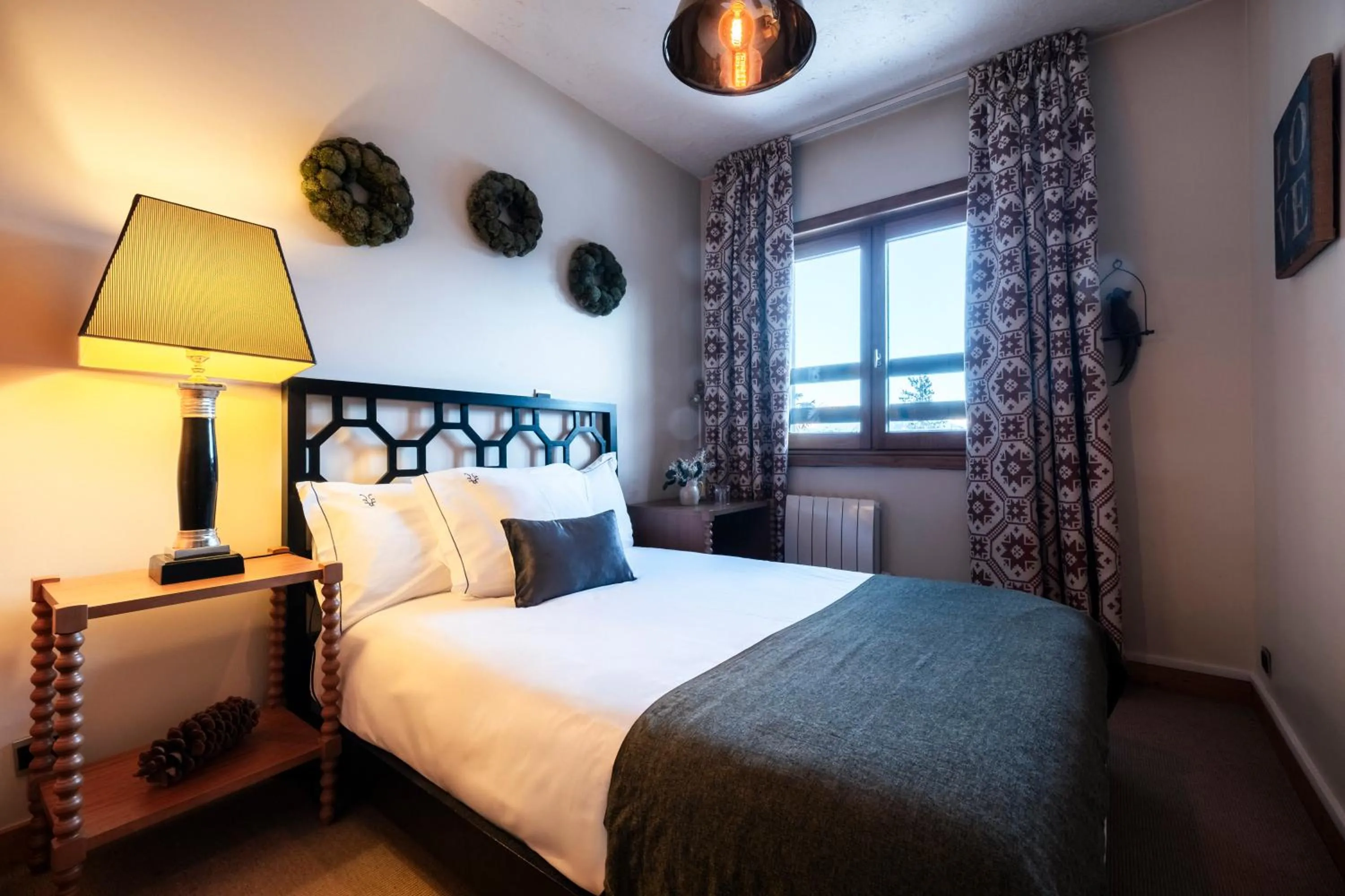 Bed in Alpes Hôtel du Pralong