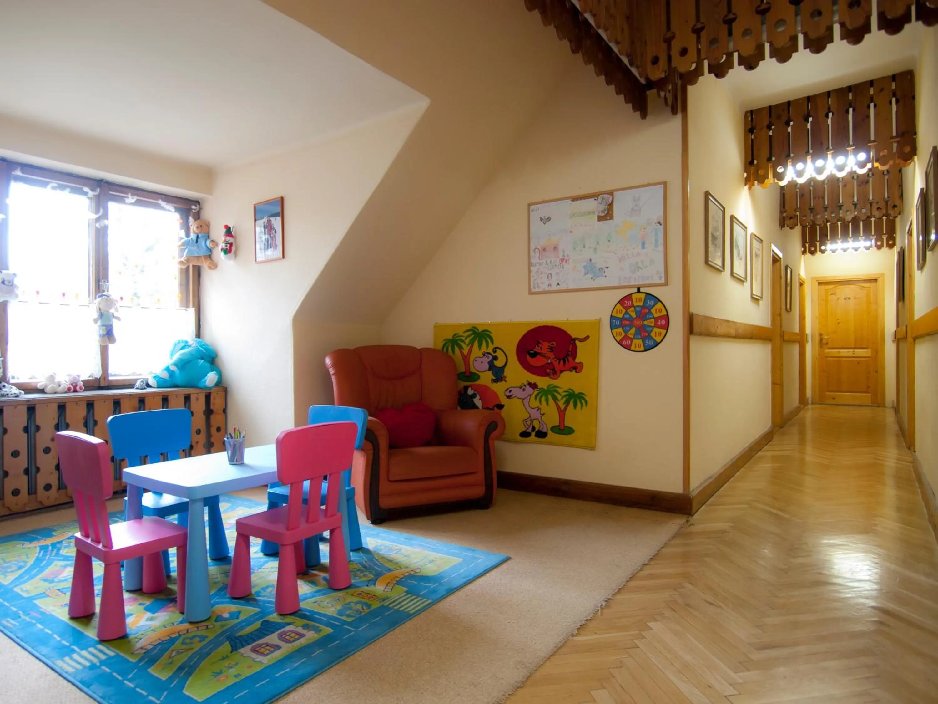 Kids's club in Willa Orla