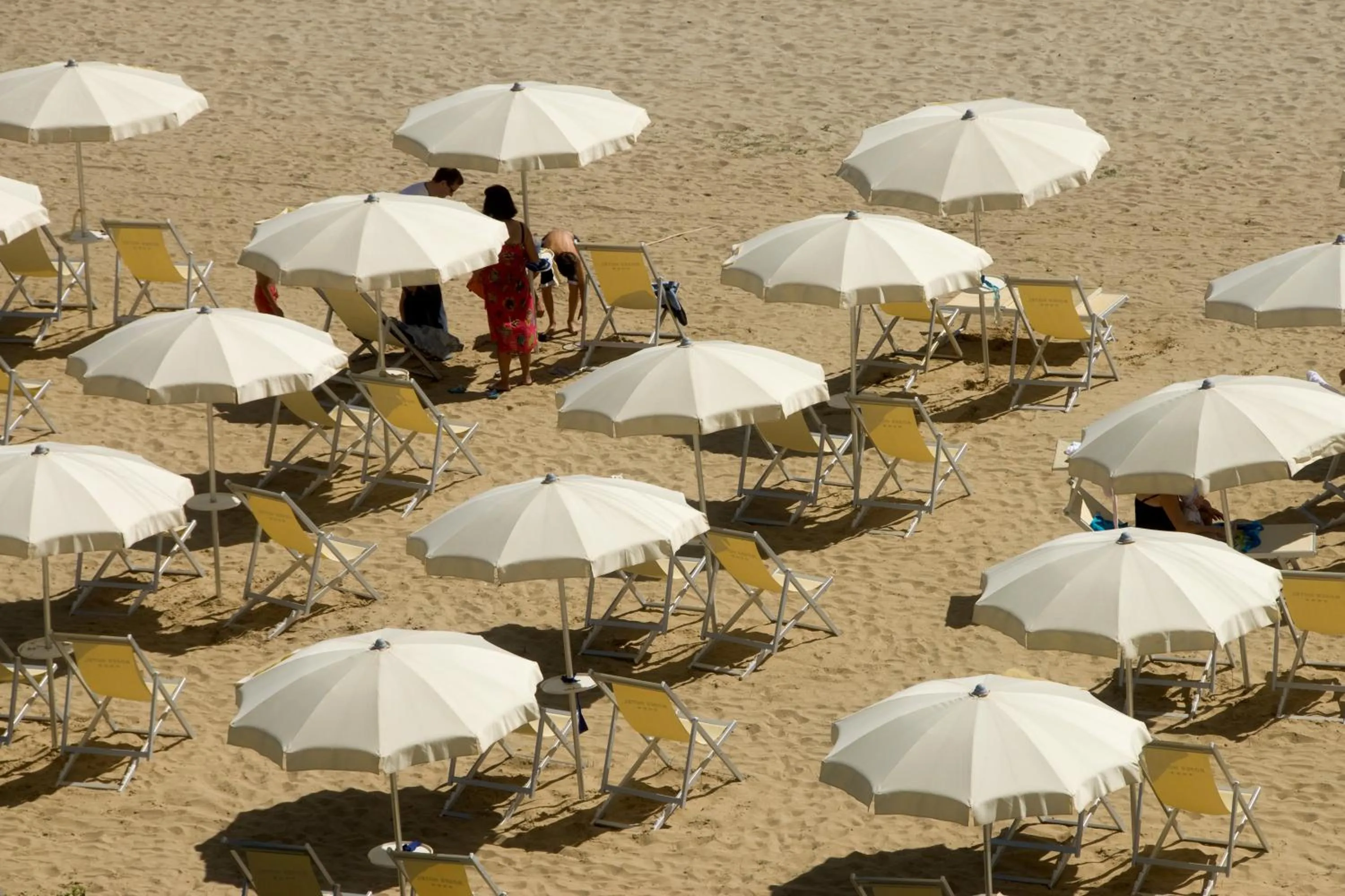 Beach in Roses Hotel