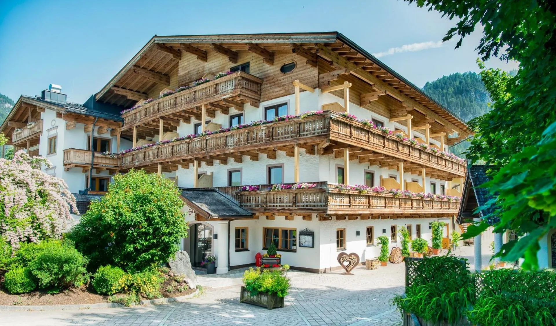 Property building in Hotel Schörhof