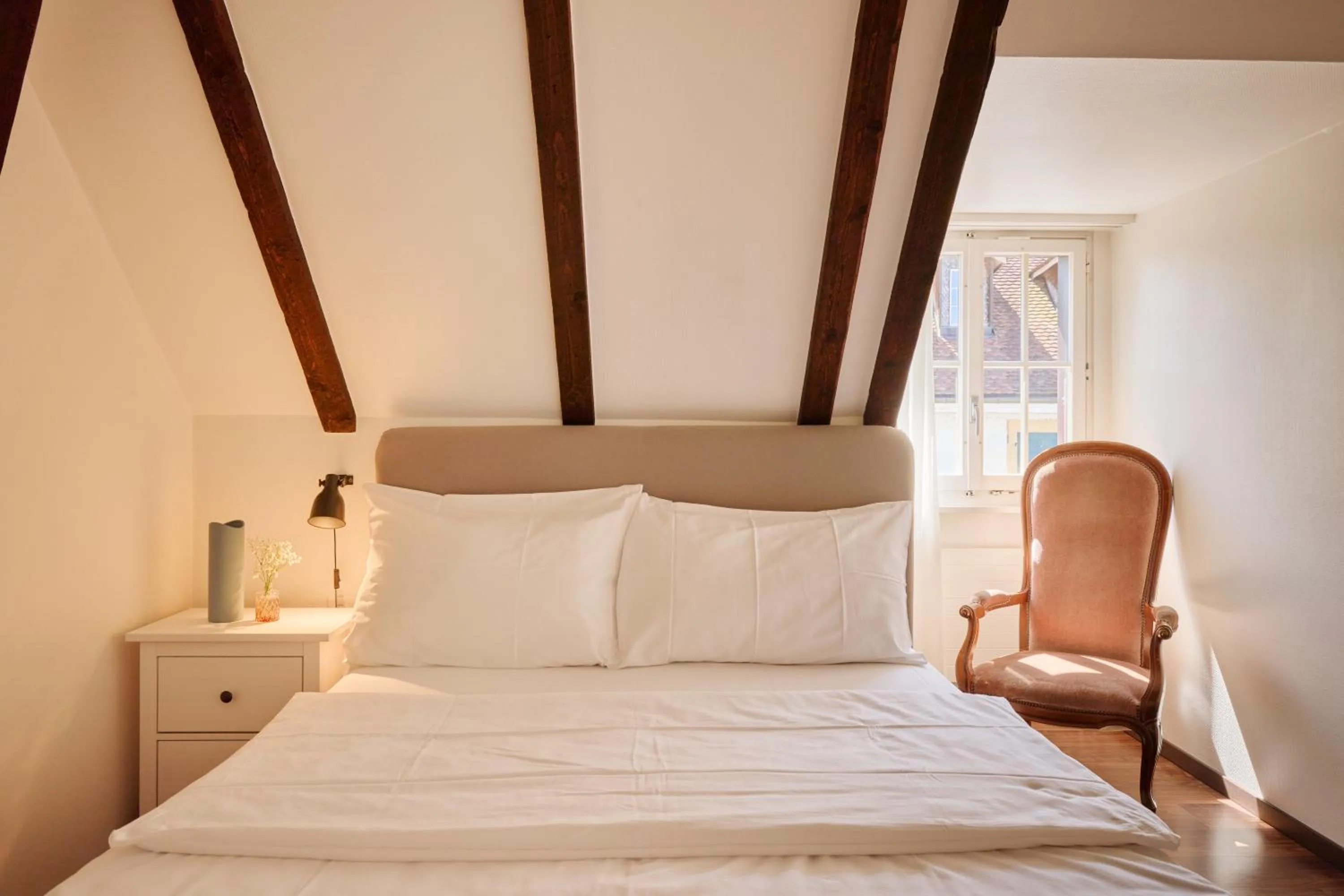 Bed in Hotel Schiff am See