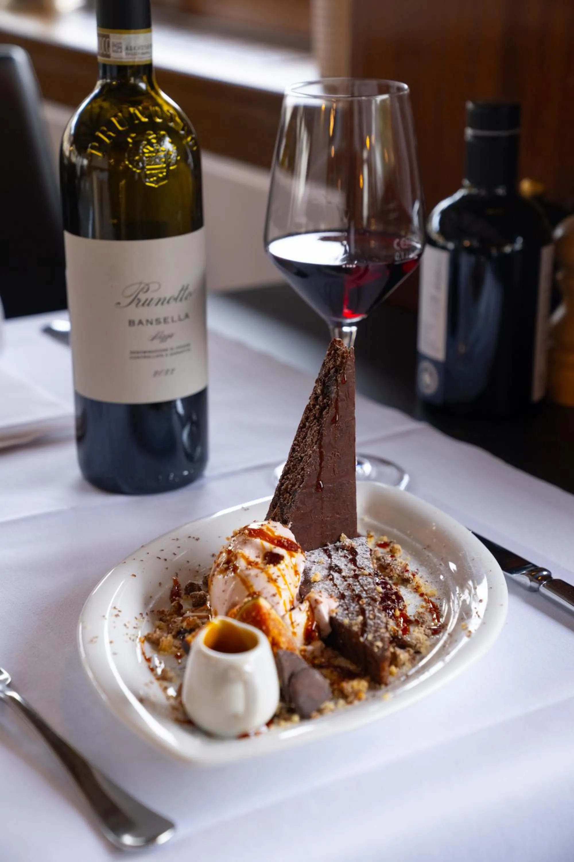 Restaurant/places to eat in Hotel Schiff am See