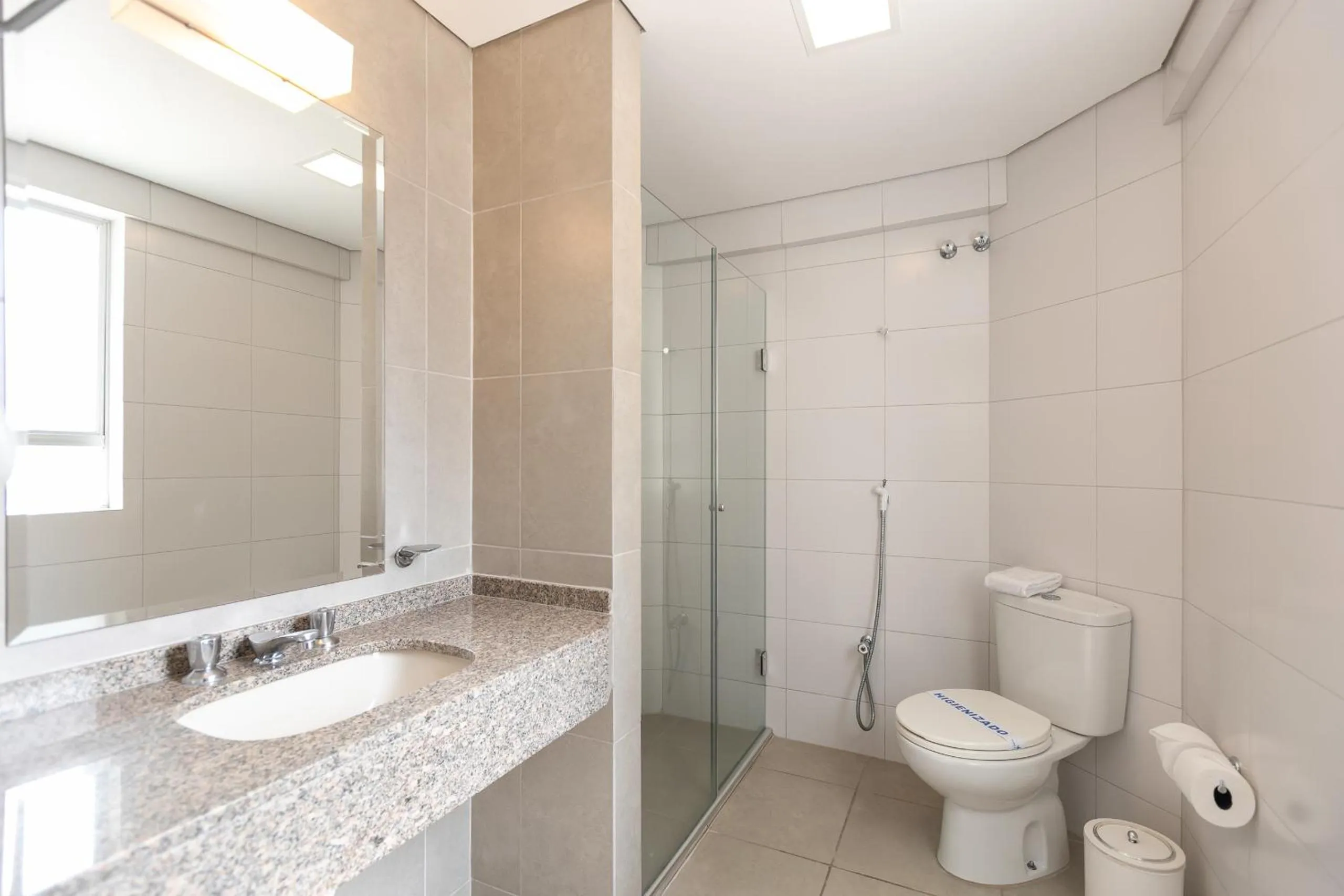 Bathroom in Saint Emilion by Atlantica