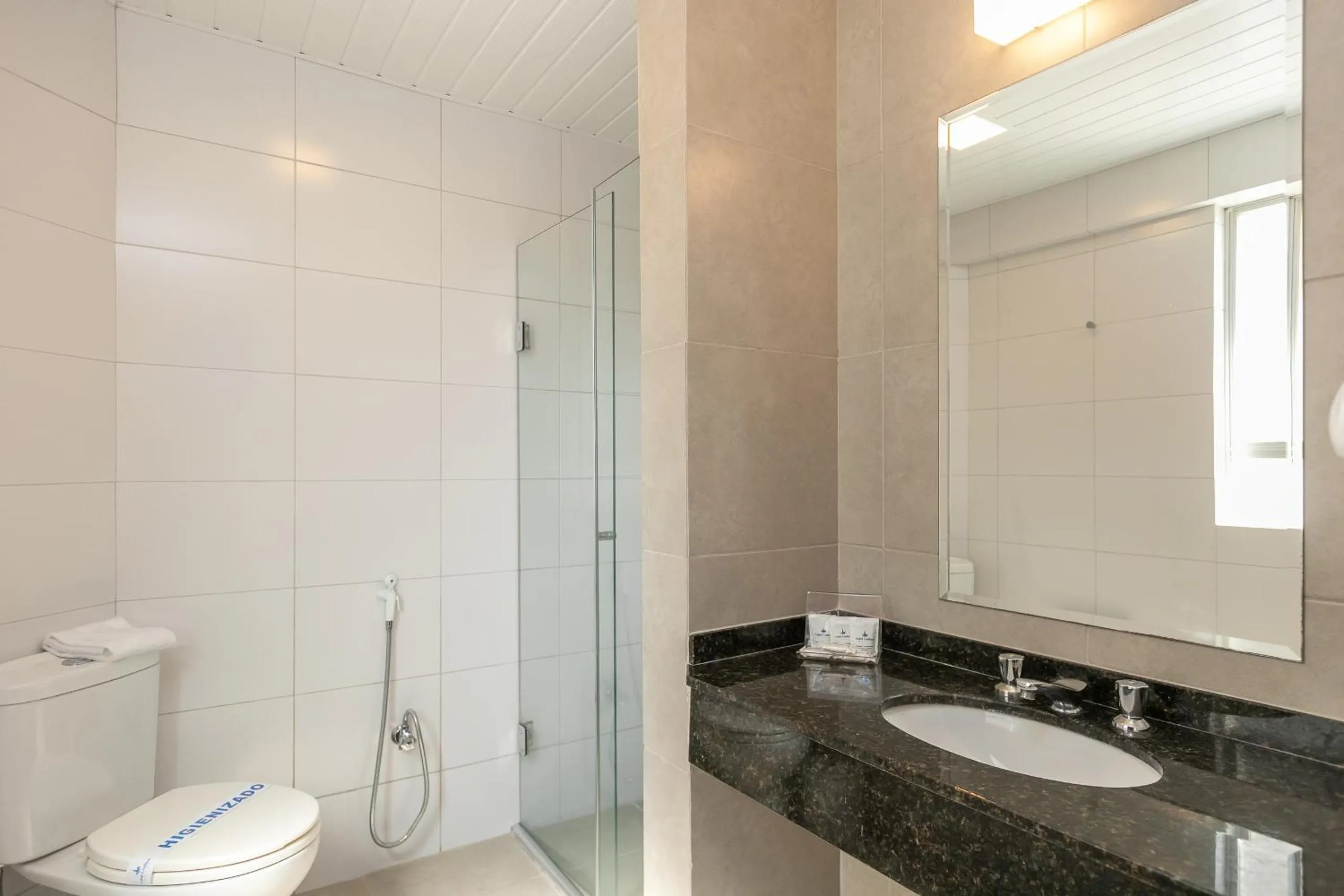 Bathroom in Saint Emilion by Atlantica