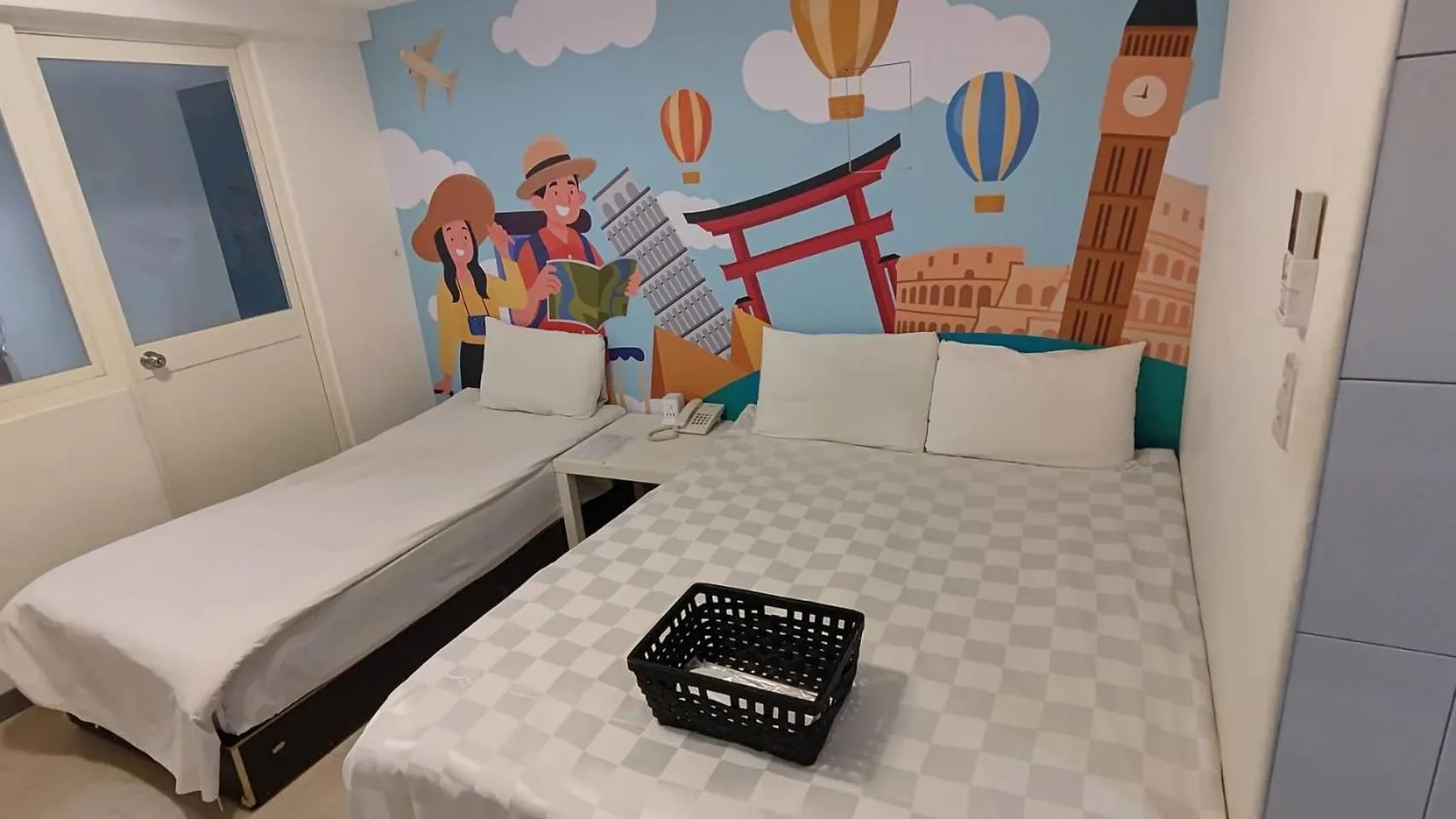 Bed in Sleep Taipei Hotel - Nanya