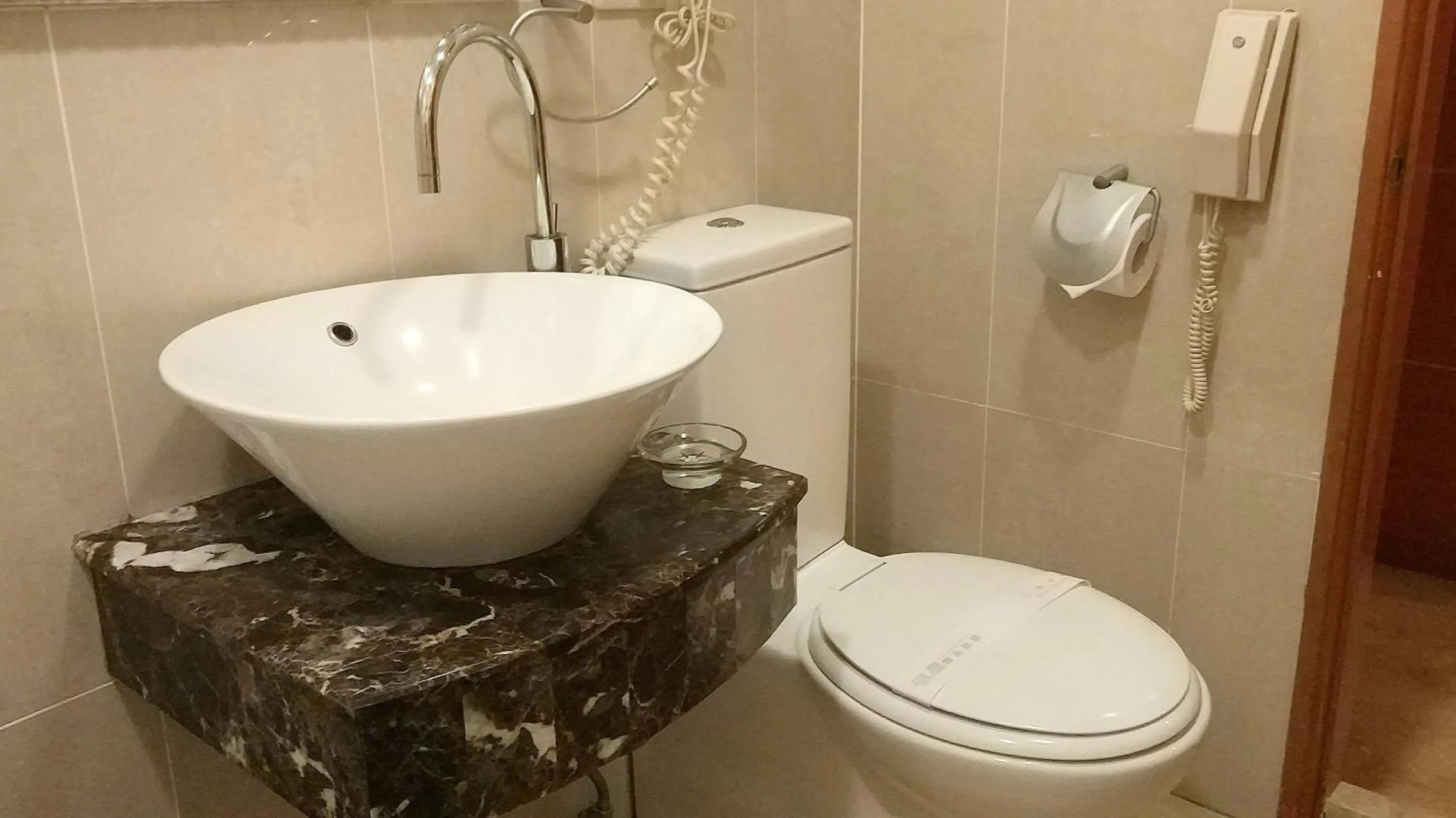 Bathroom in Elegance Hotel