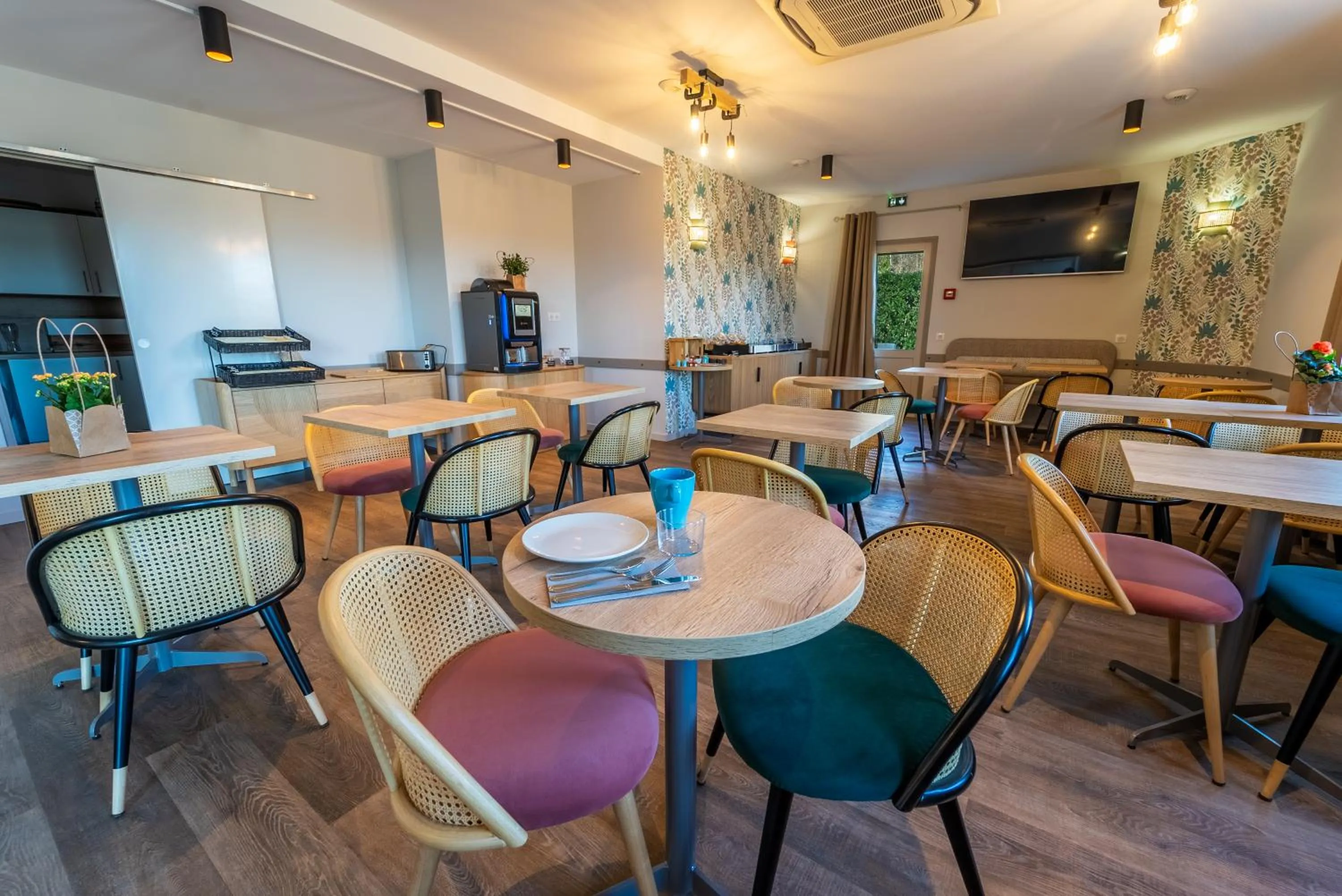 Breakfast in Sure Hotel by Best Western Sarlat-la-Canéda