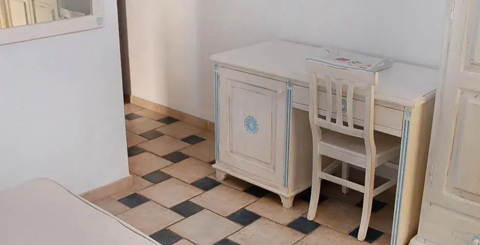 Standard Double Room in Hotel Patti Standard Double Room in Hotel Patti