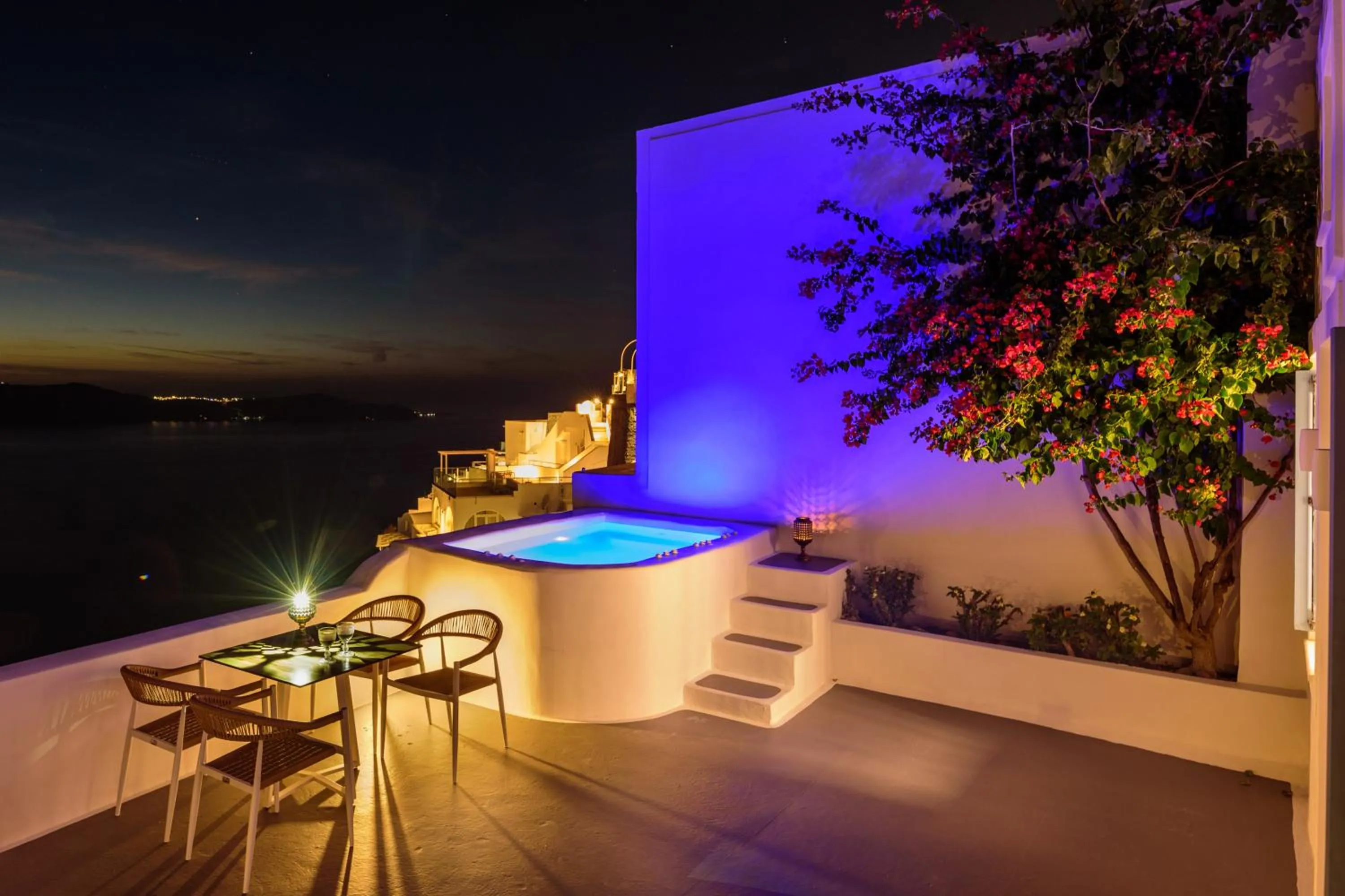 Night in Kamares Apartments