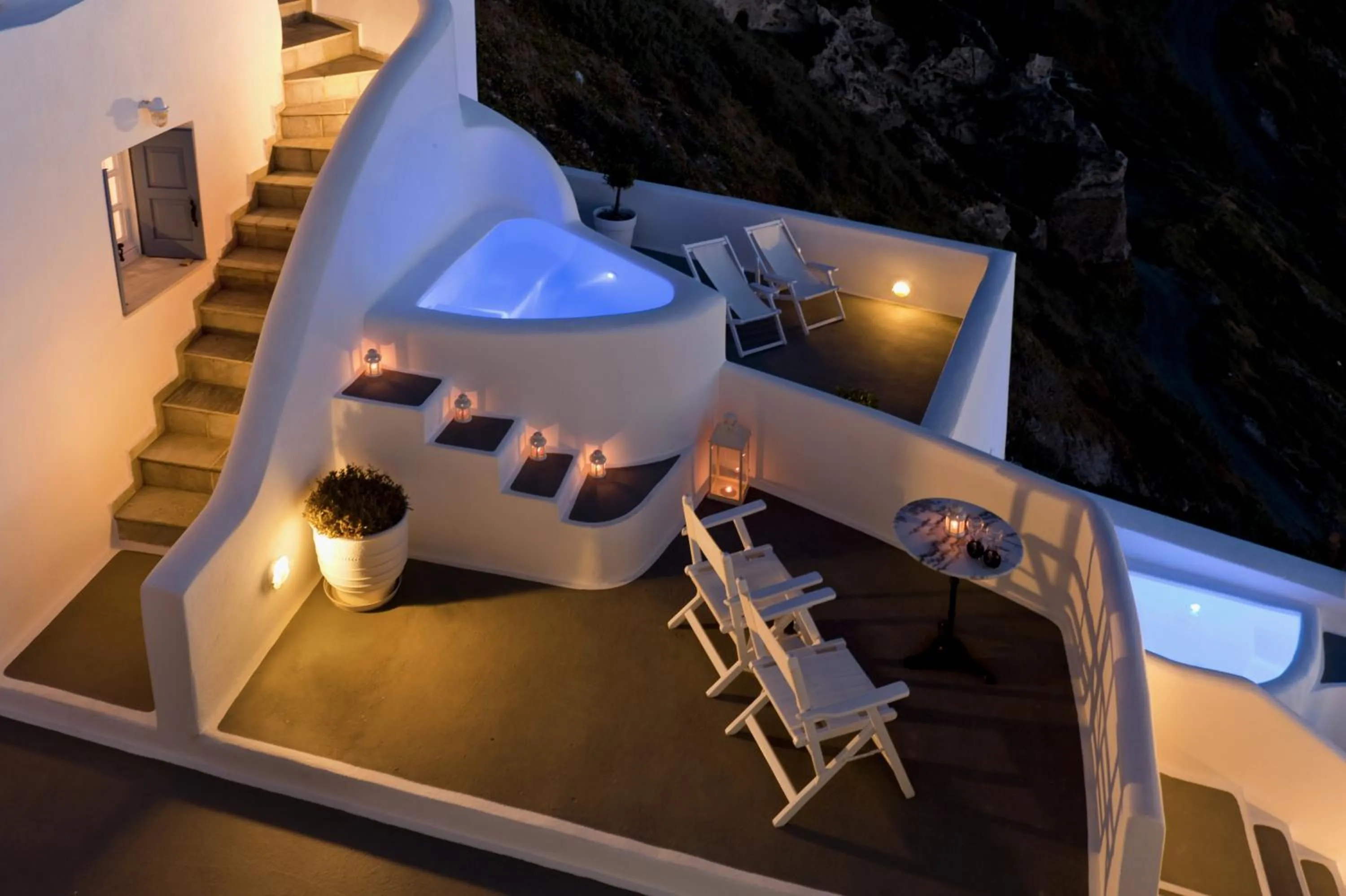 Property building in Kamares Apartments