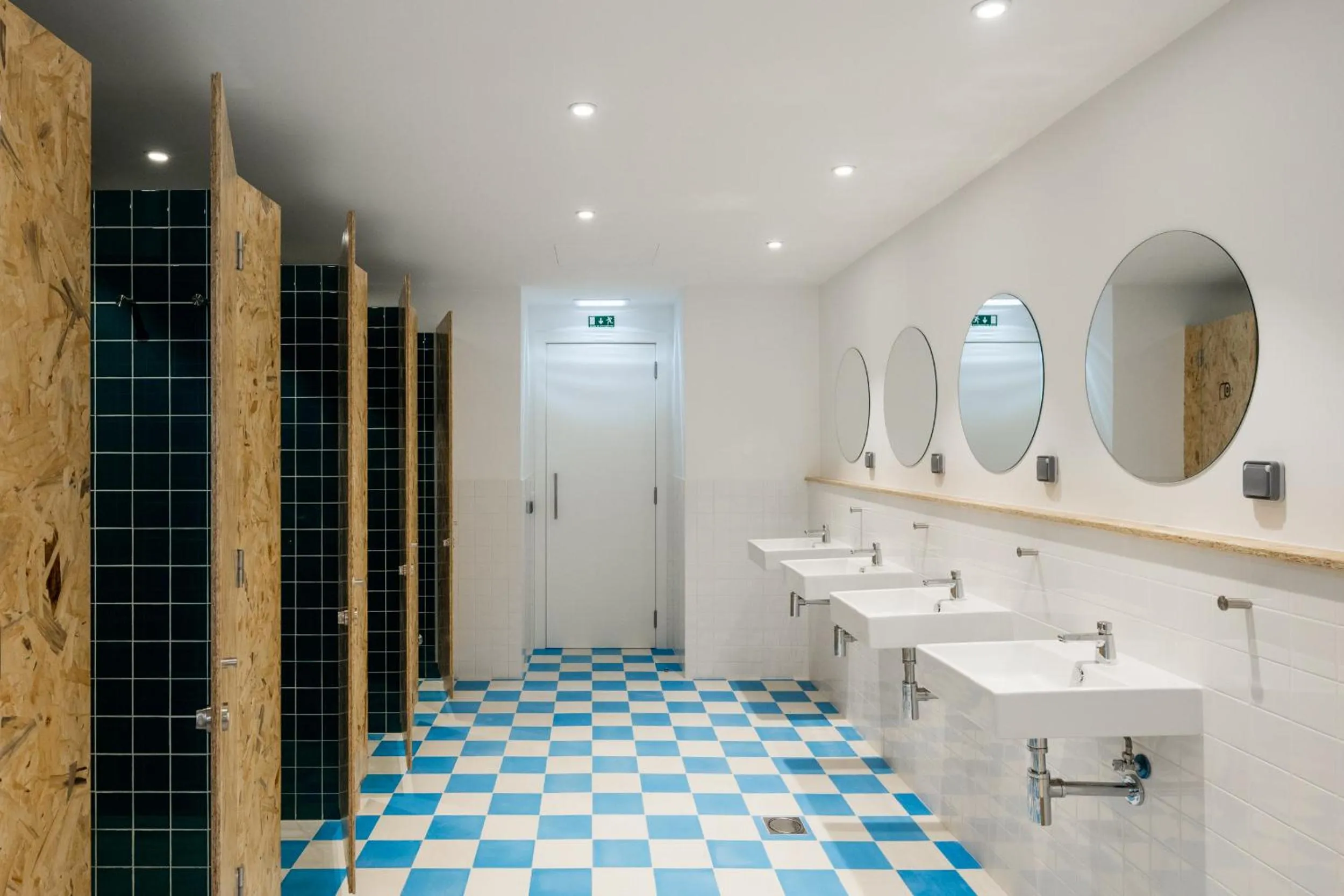 Bathroom in Hostel Conii & Suites Algarve