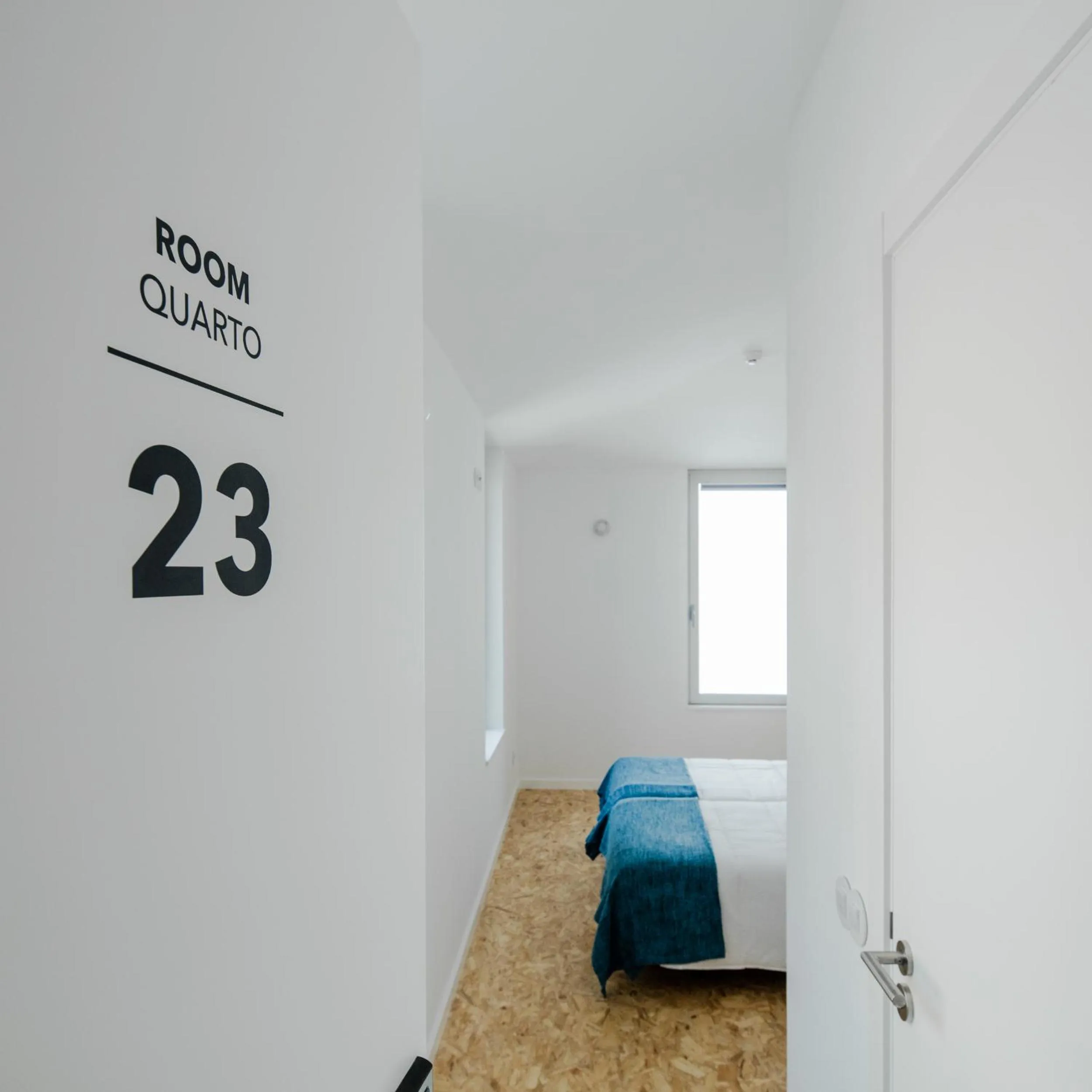 Bathroom, Bed in Hostel Conii & Suites Algarve