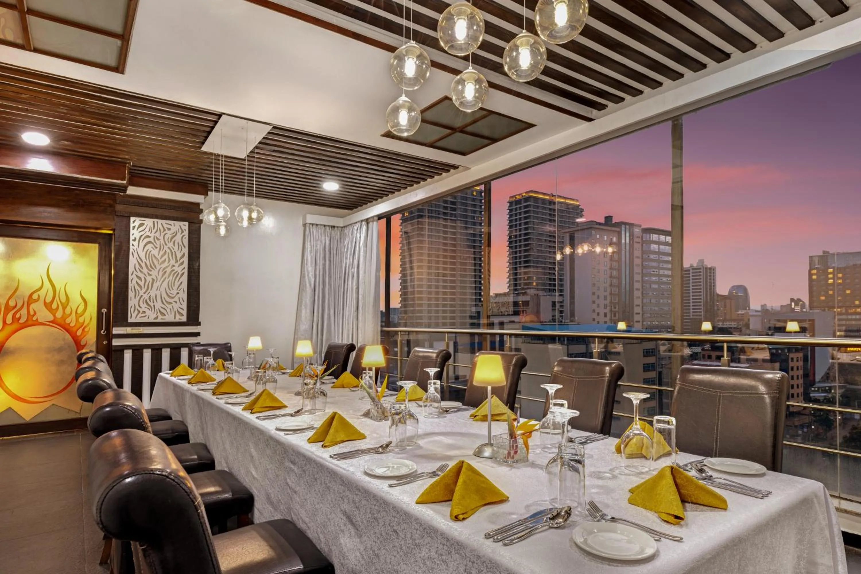 Restaurant/places to eat in Golden Tulip Westlands Nairobi