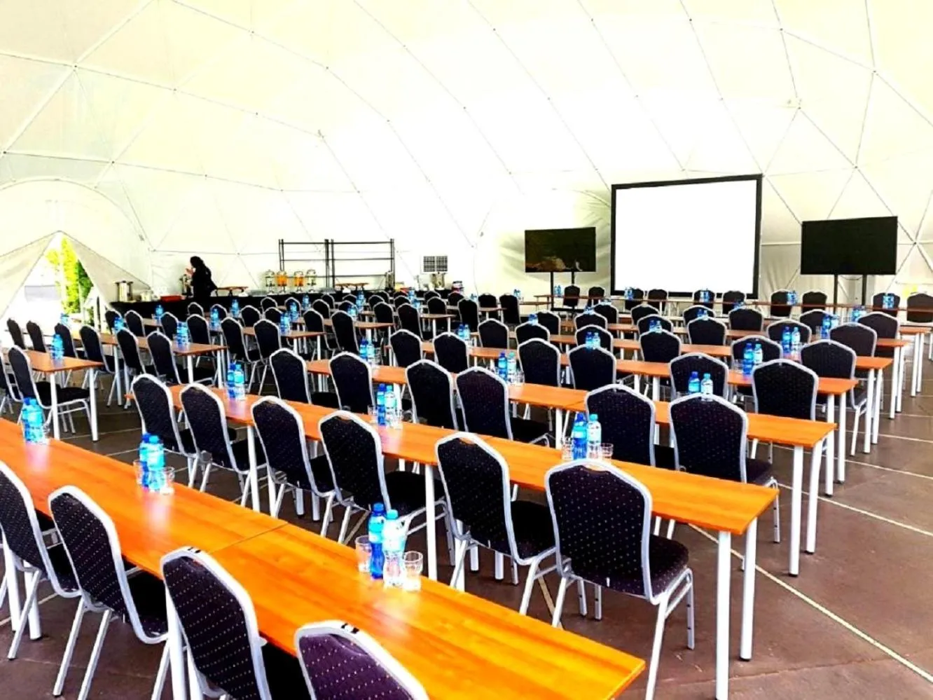 People in 4 Żywioły Falenty Ośrodek Konferencyjno-Szkoleniowy