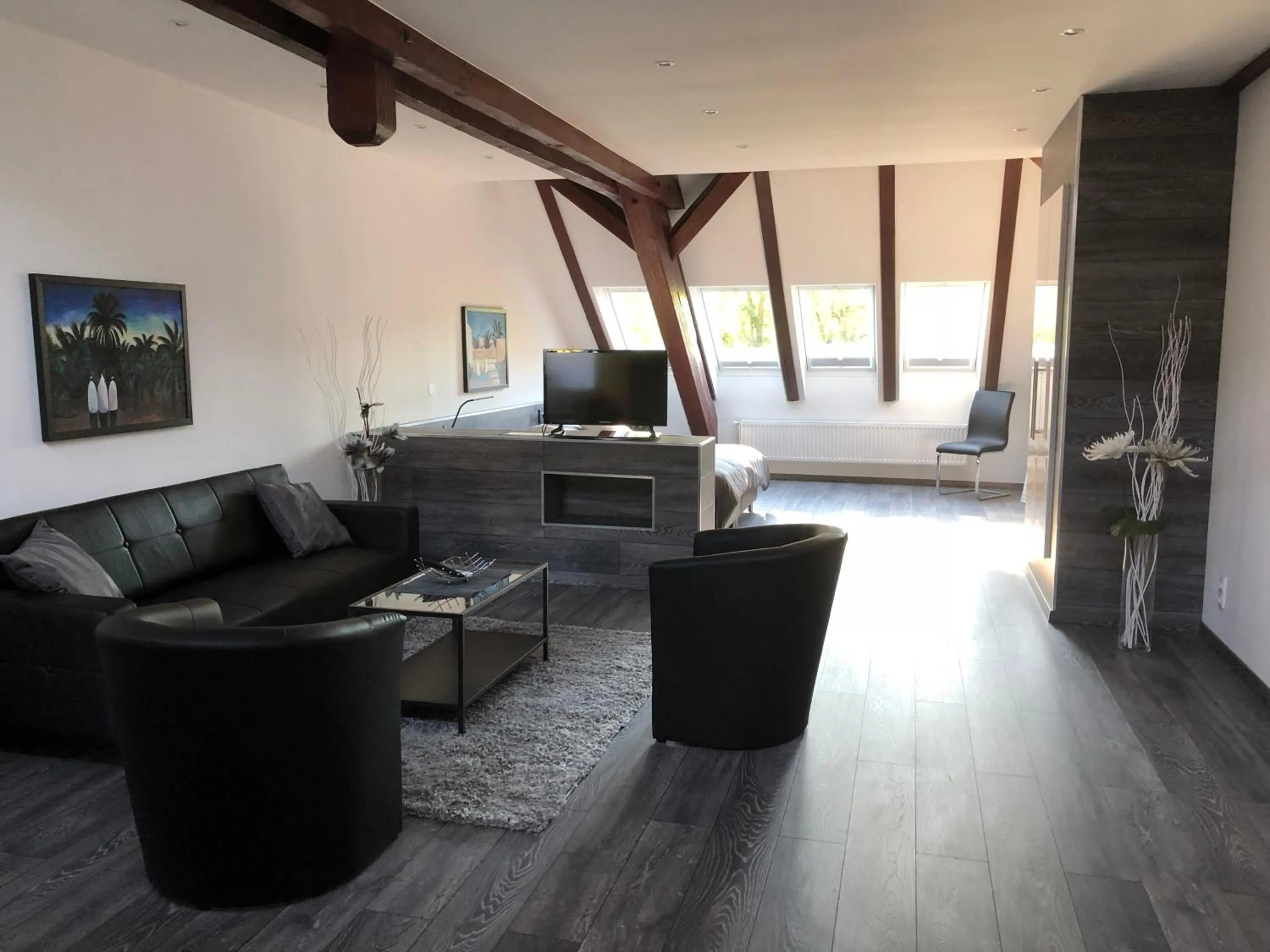 Photo of the whole room in Engels Hof