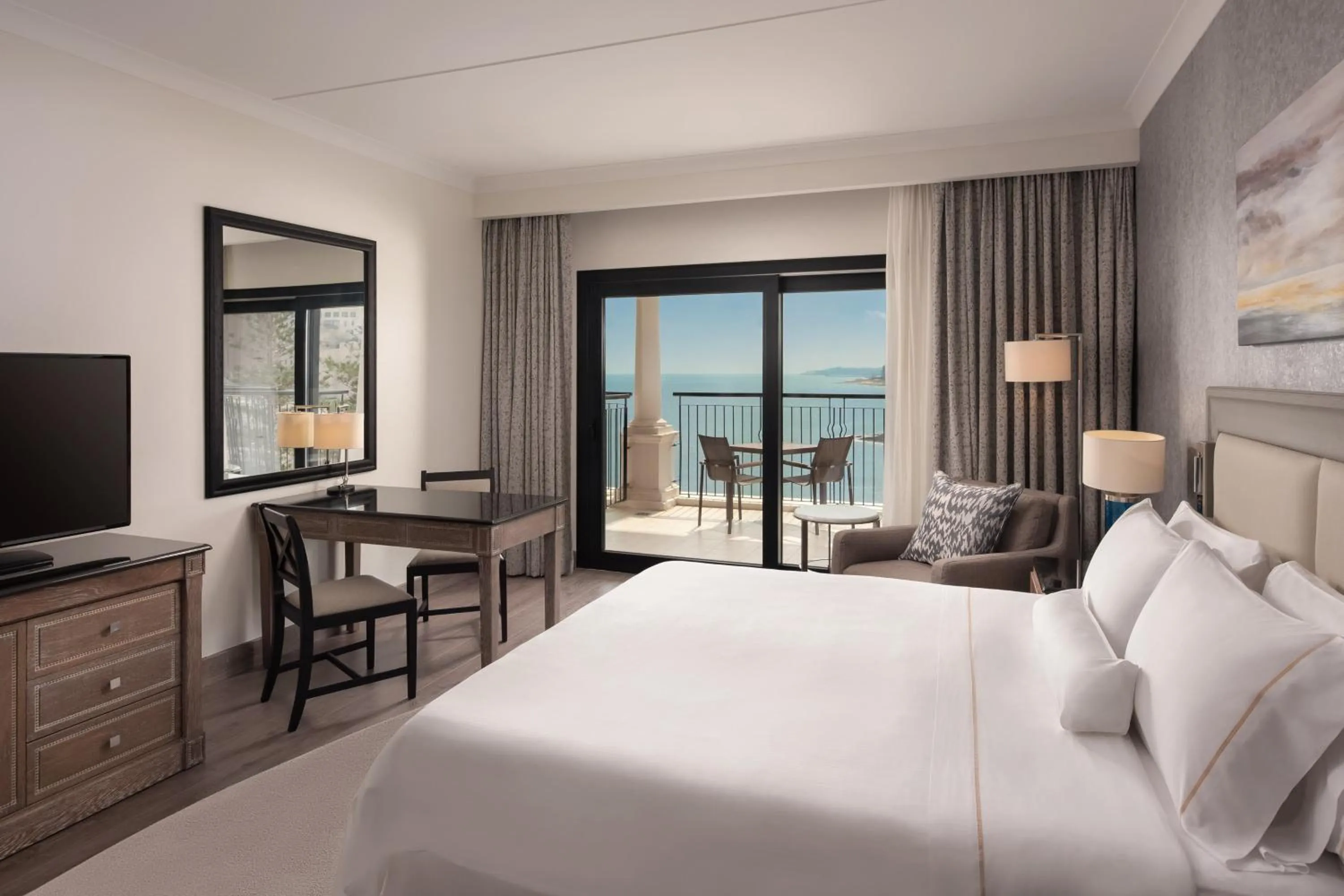 Photo of the whole room, Bed in The Westin Dragonara Resort, Malta