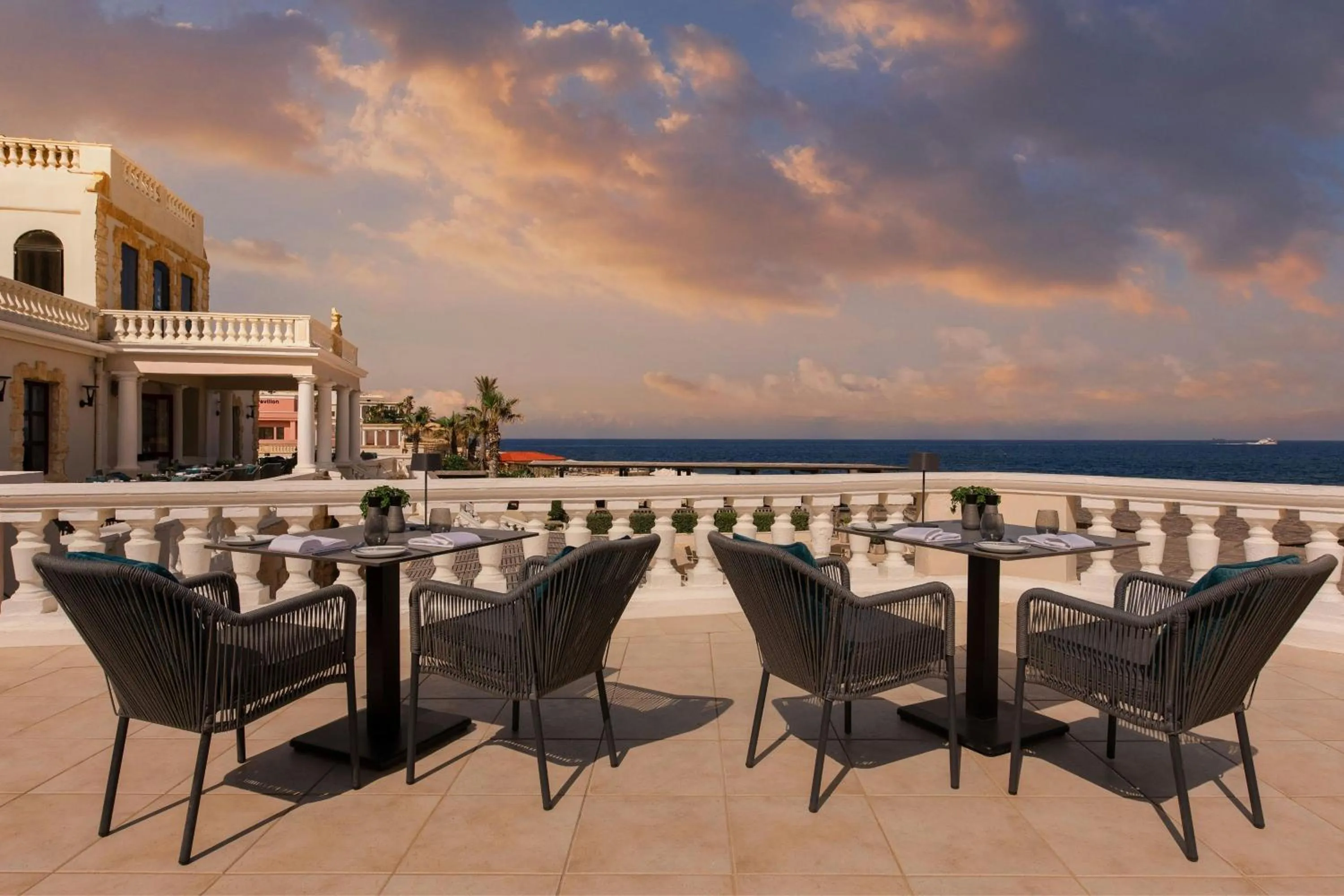 Restaurant/places to eat in The Westin Dragonara Resort, Malta