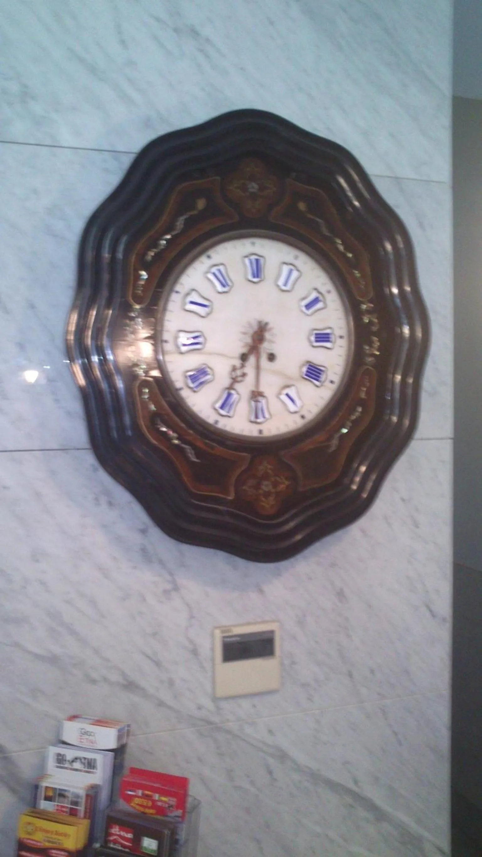 Decorative detail in Rigel Hotel