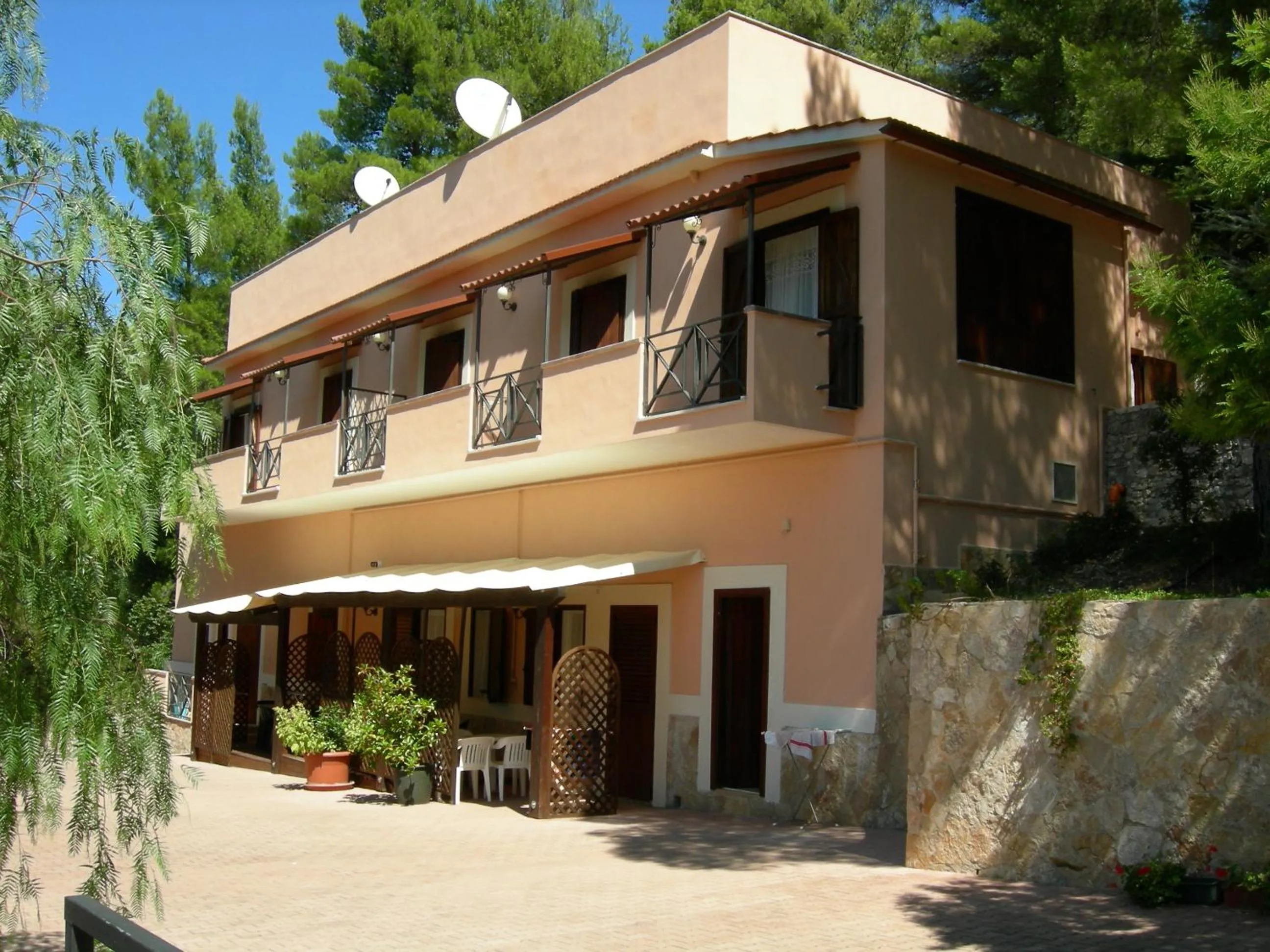 Property building in Agriturismo Fara del Falco