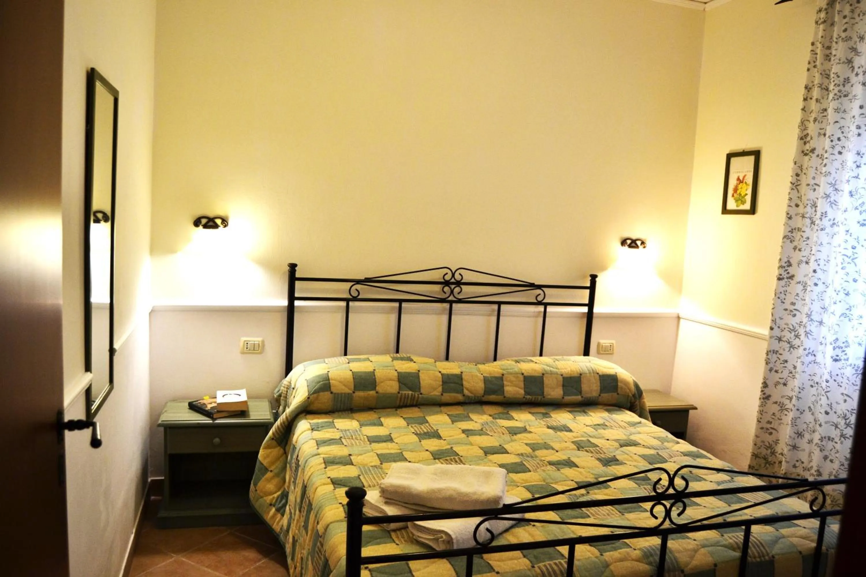 Bed in Agriturismo Fara del Falco