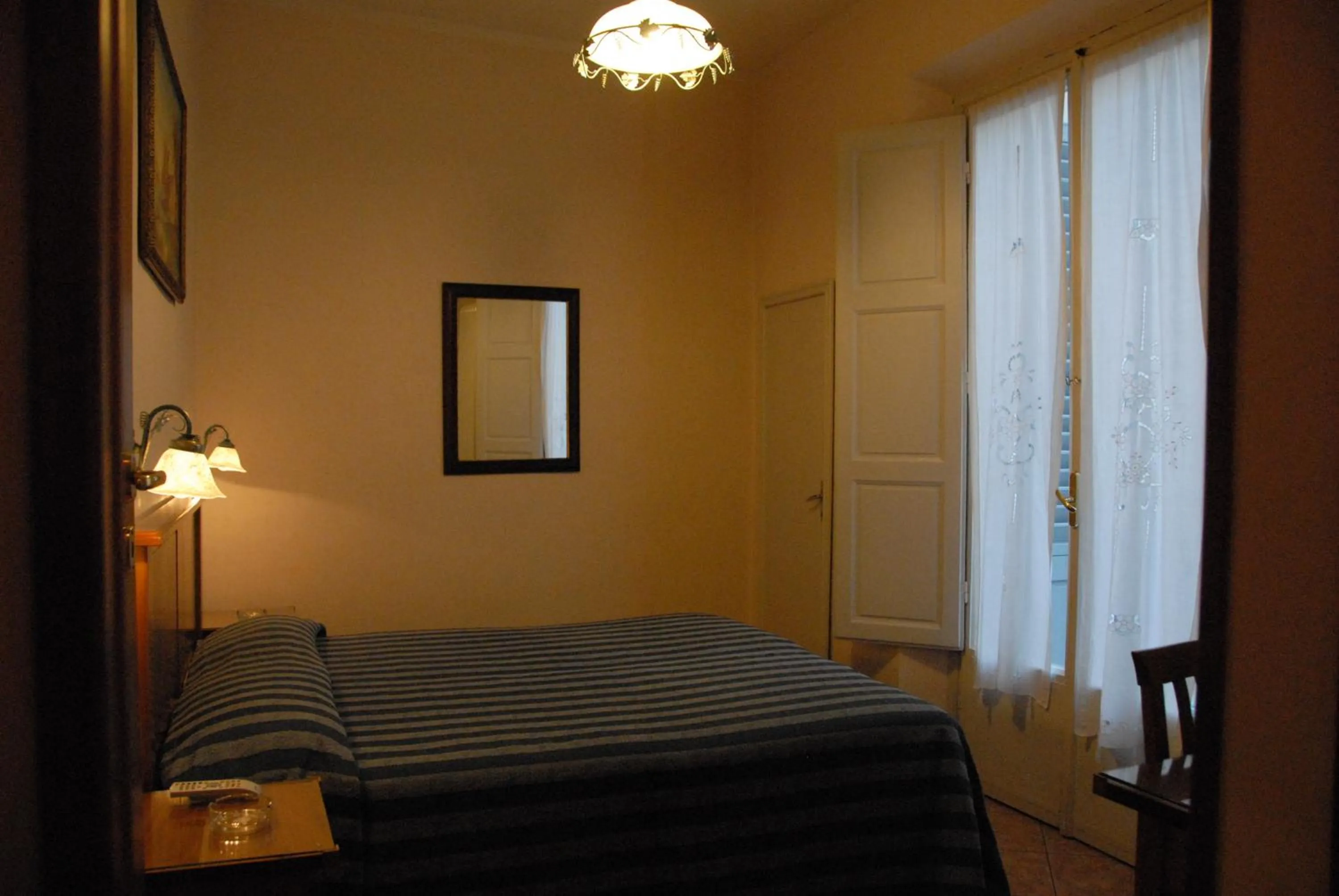 Bed in Hotel Margaret