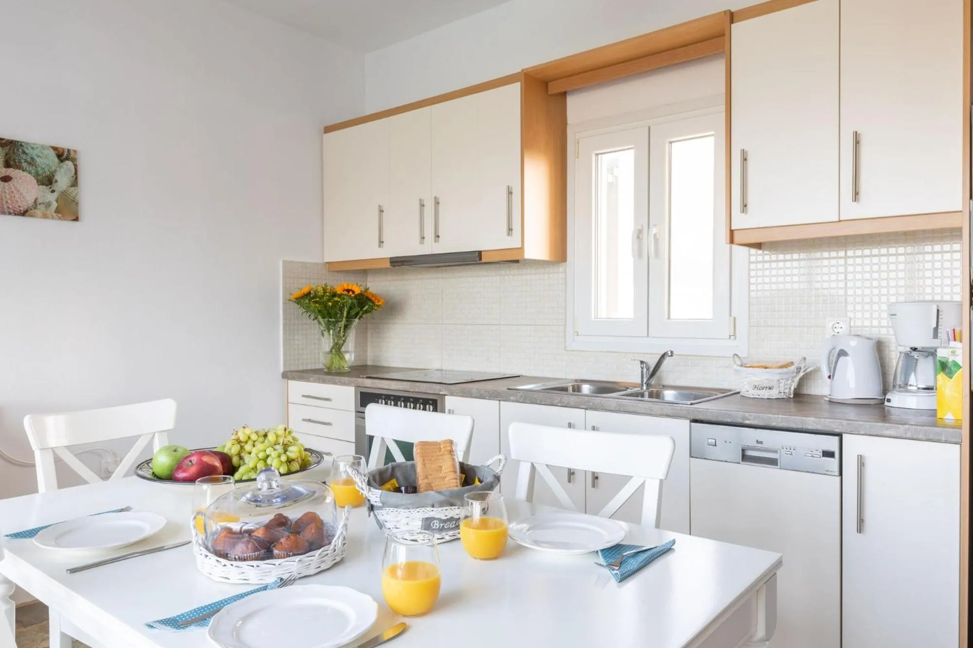 Kitchen or kitchenette in Sea Wind Villas and Suites
