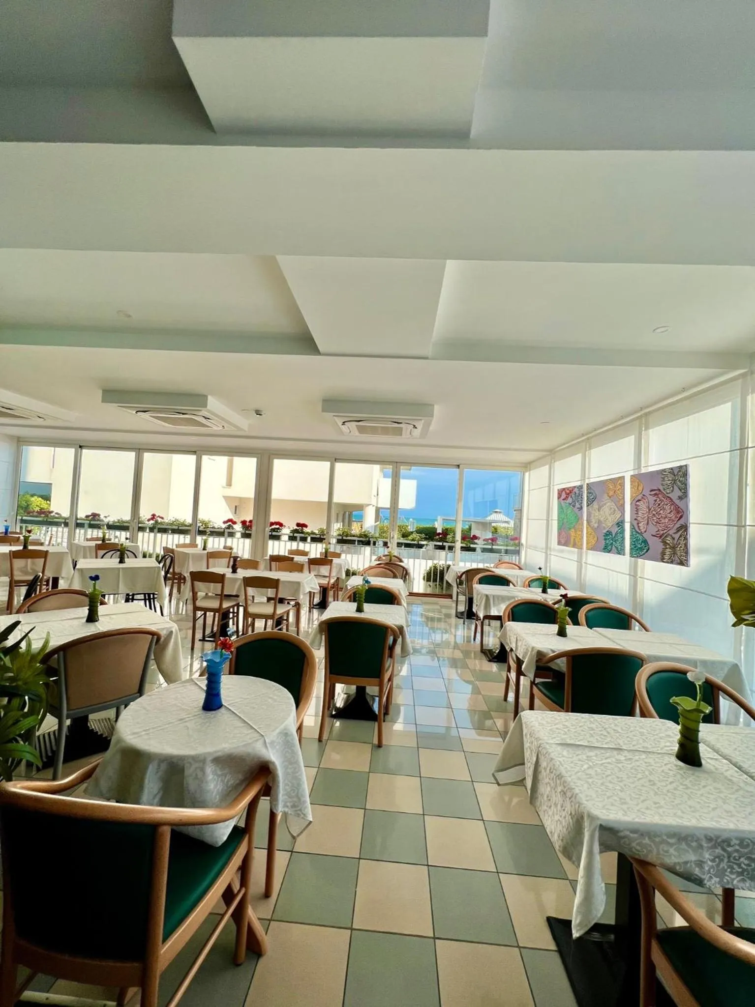 Restaurant/places to eat in Hotel Terramare