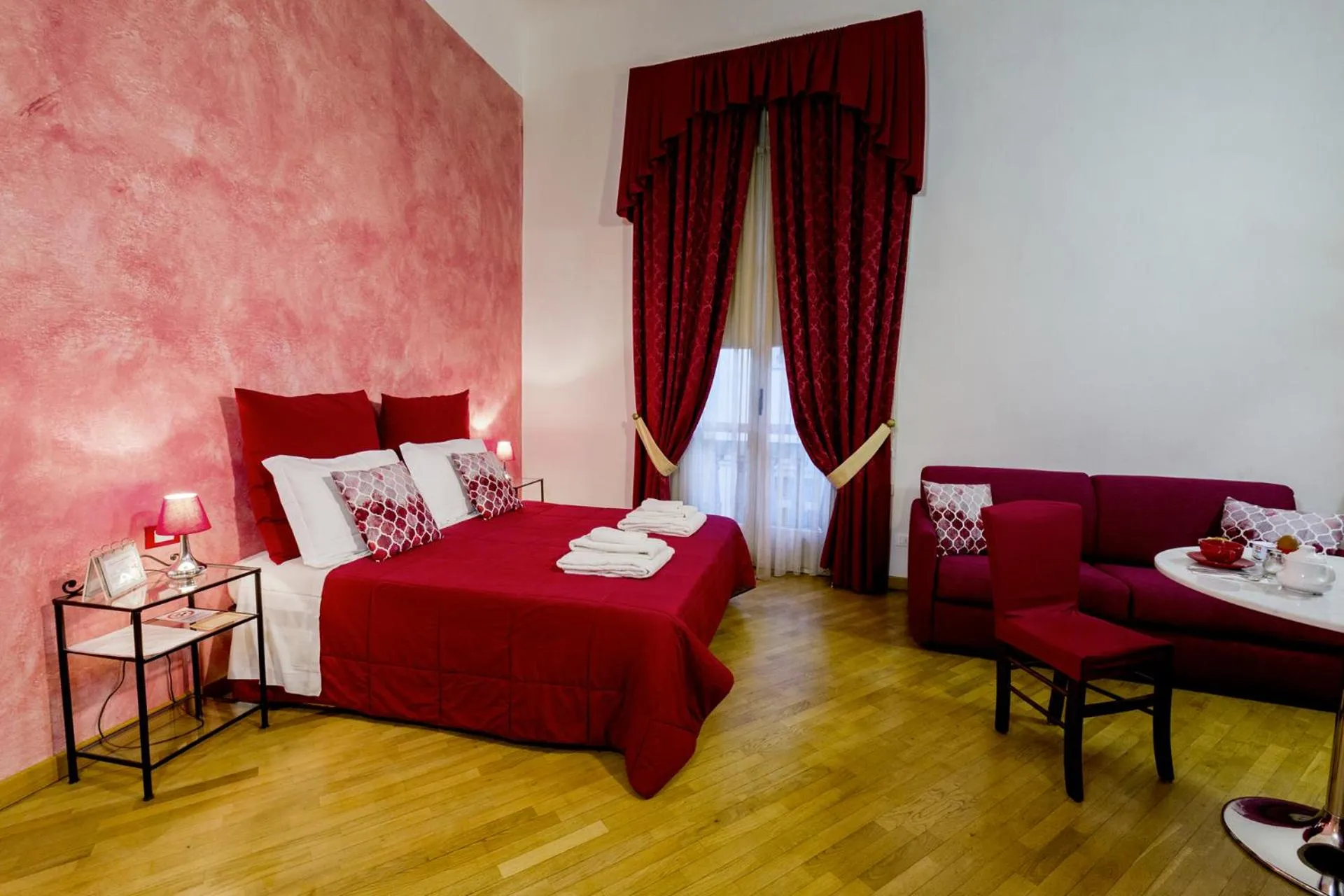 Bed in La Locandiera B&B