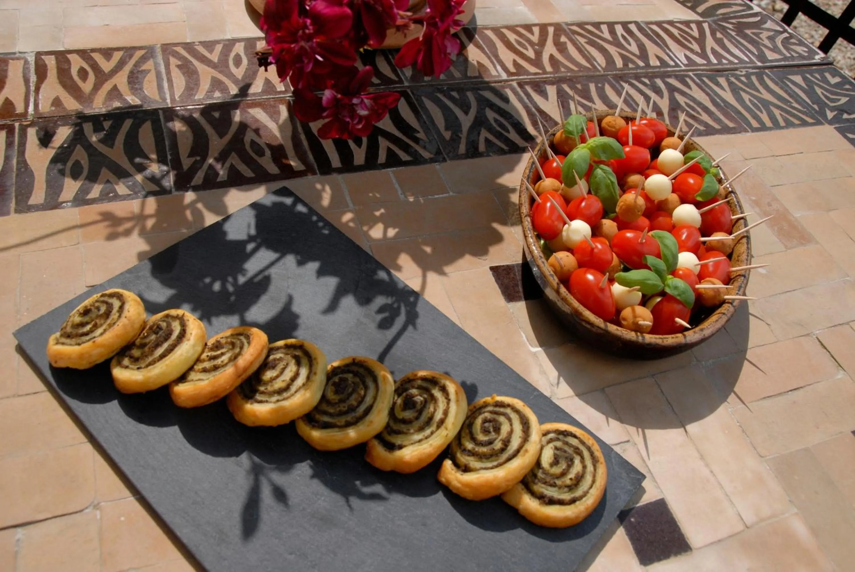 Restaurant/places to eat in Le Coing des Vignes