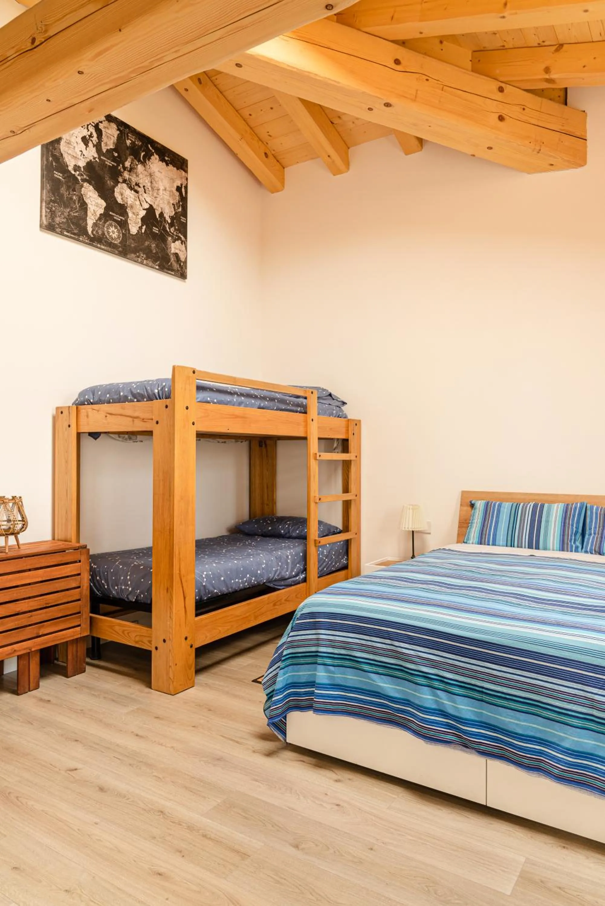 bunk bed, Bed in Relais des Roches