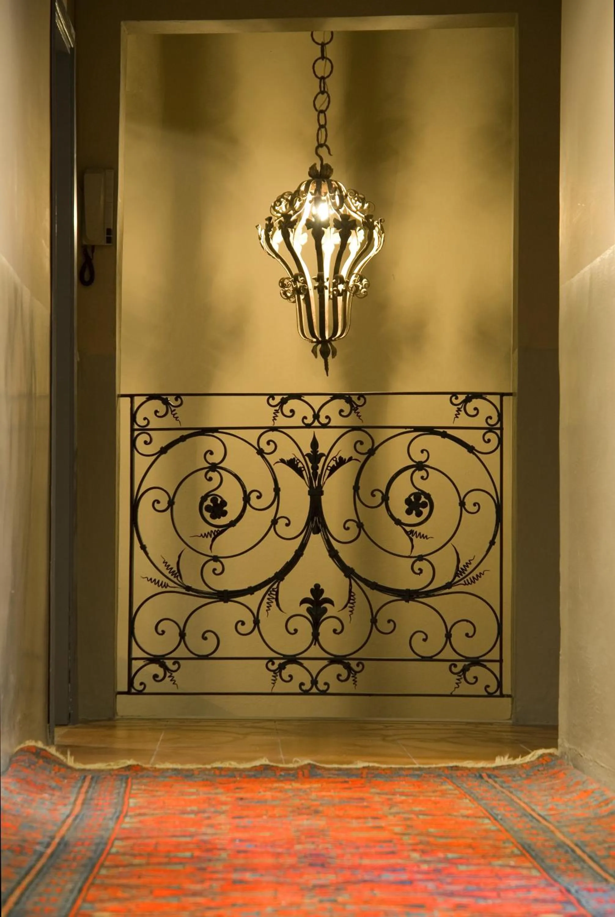 Decorative detail in N4U Guest House Florence