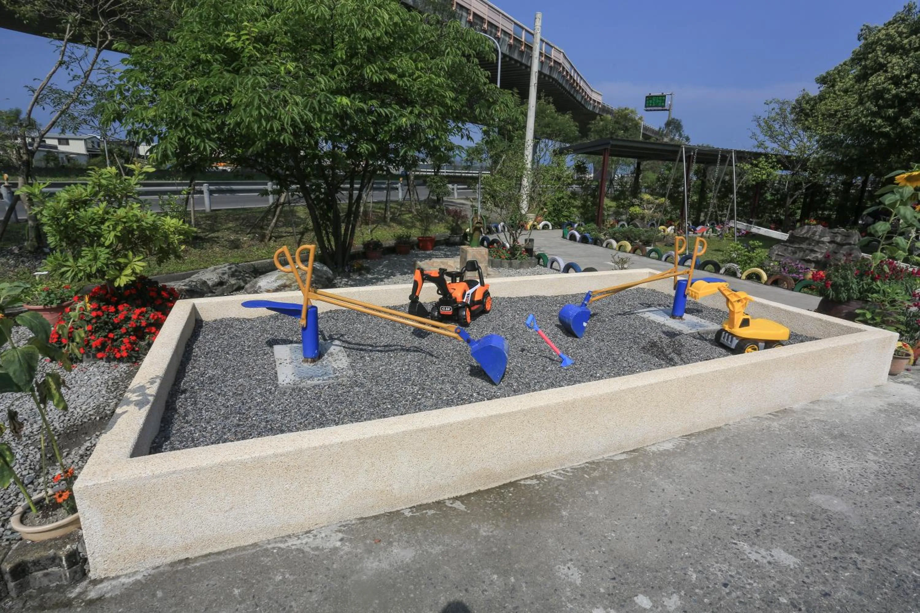 Children play ground in Sweetheart Homestay