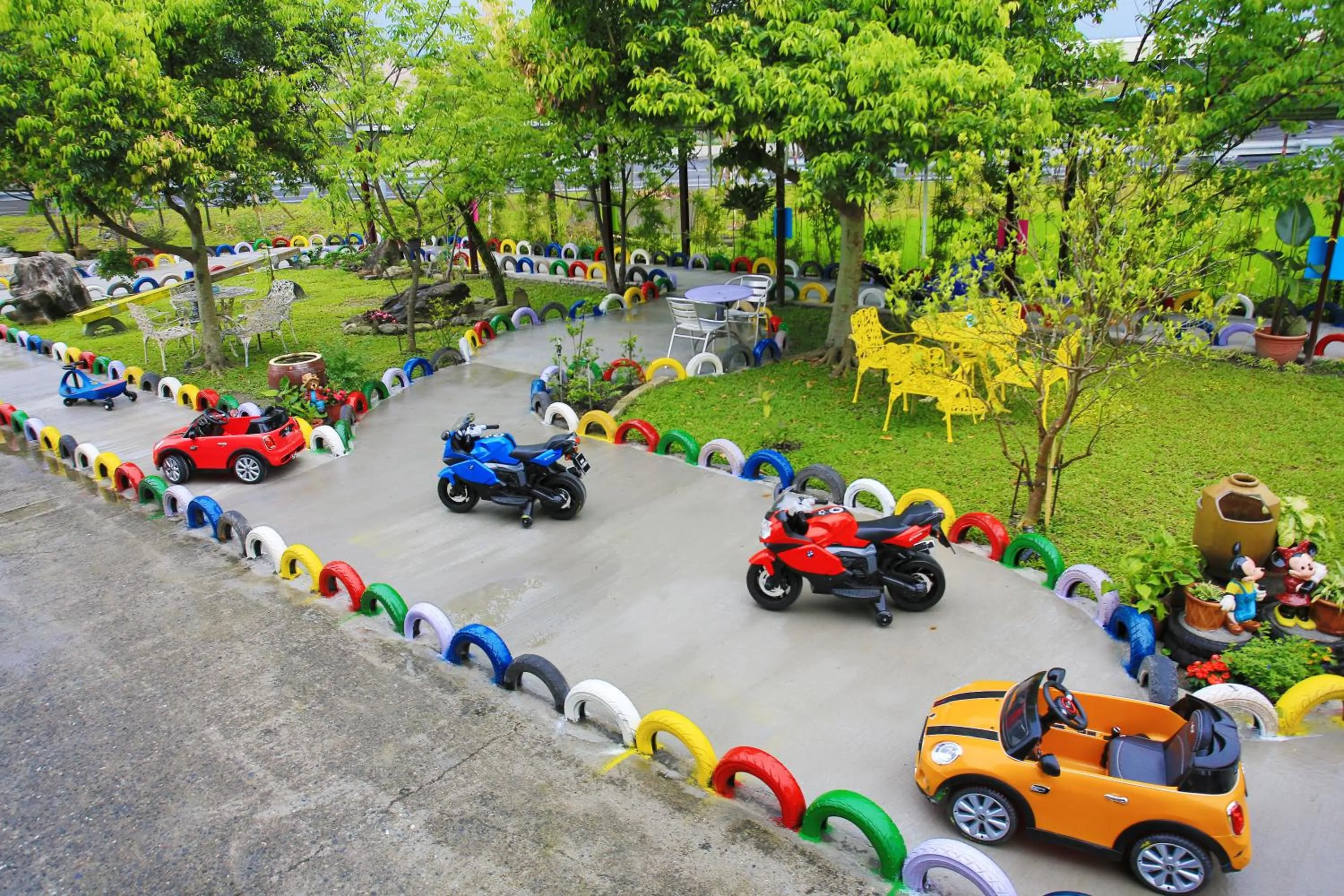 Children play ground in Sweetheart Homestay