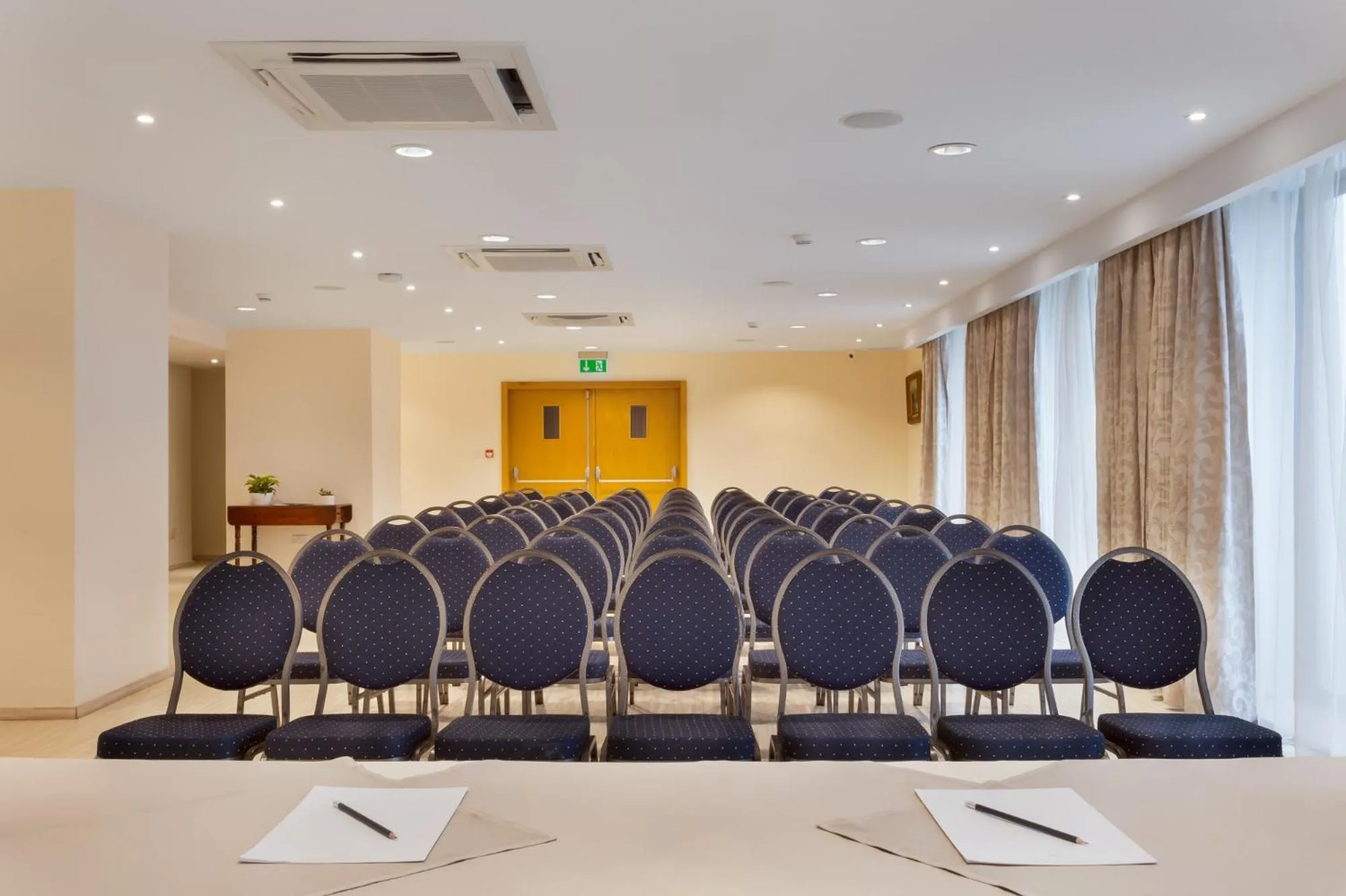 Meeting/conference room in Plaza Regency Hotels