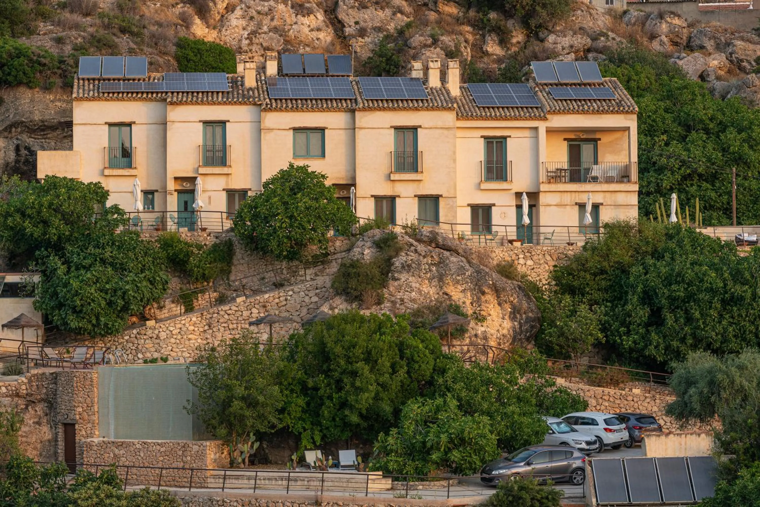 Property building in Bajo El Cejo