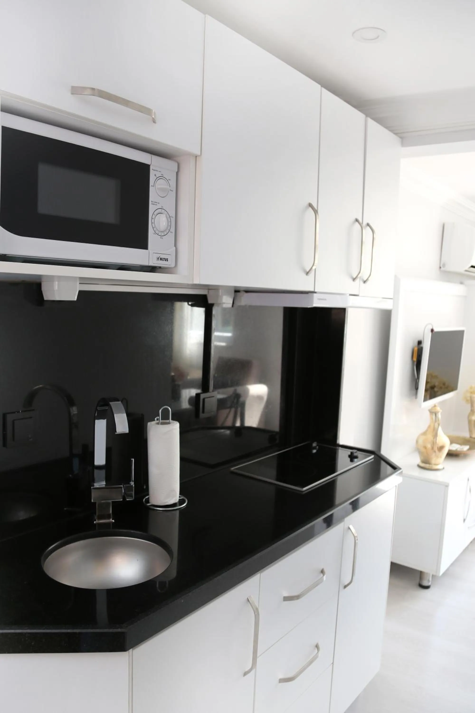 Kitchen or kitchenette in Ditto Flats